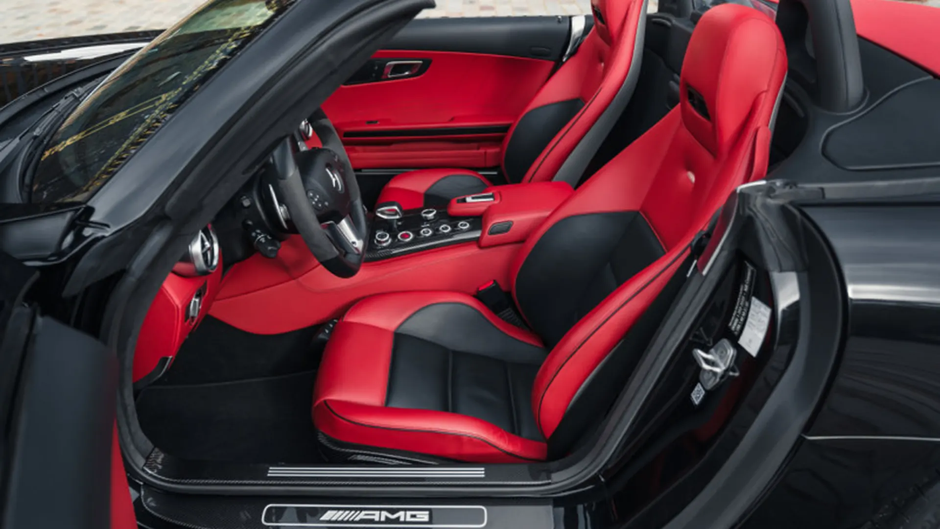 Mercedes SLS — photo 13