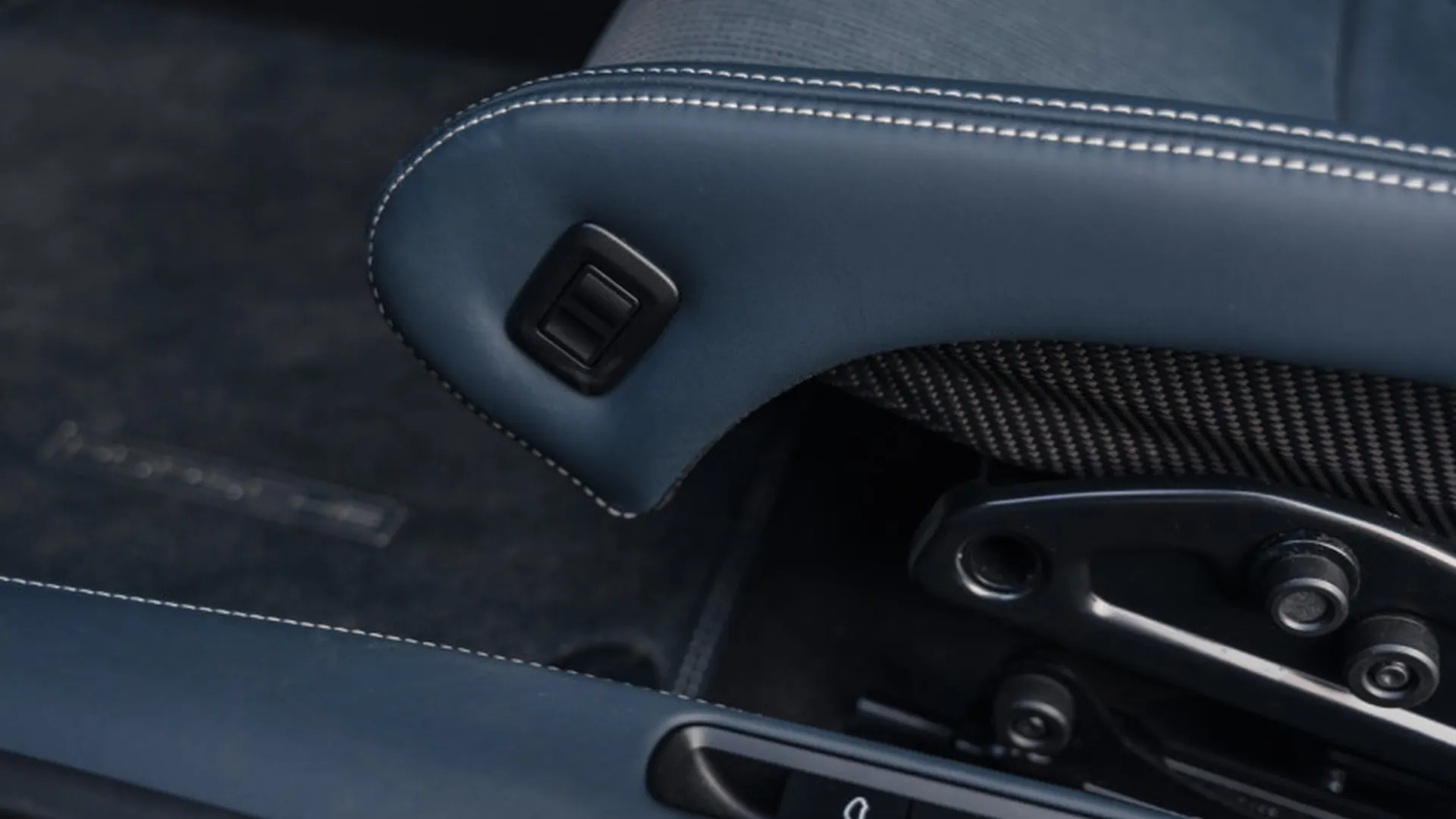 Porsche 992 — photo 23