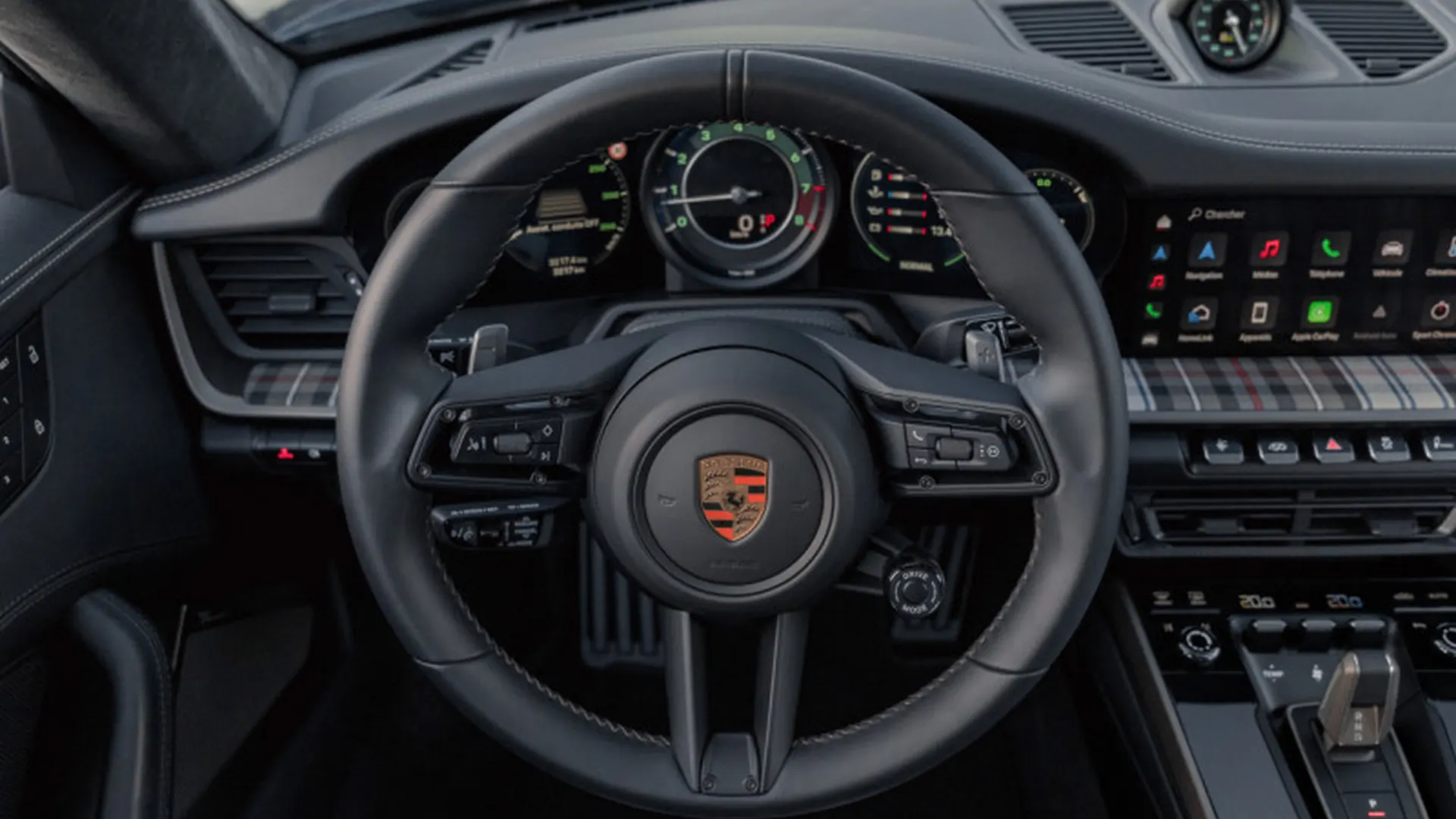 Porsche 992 — photo 17
