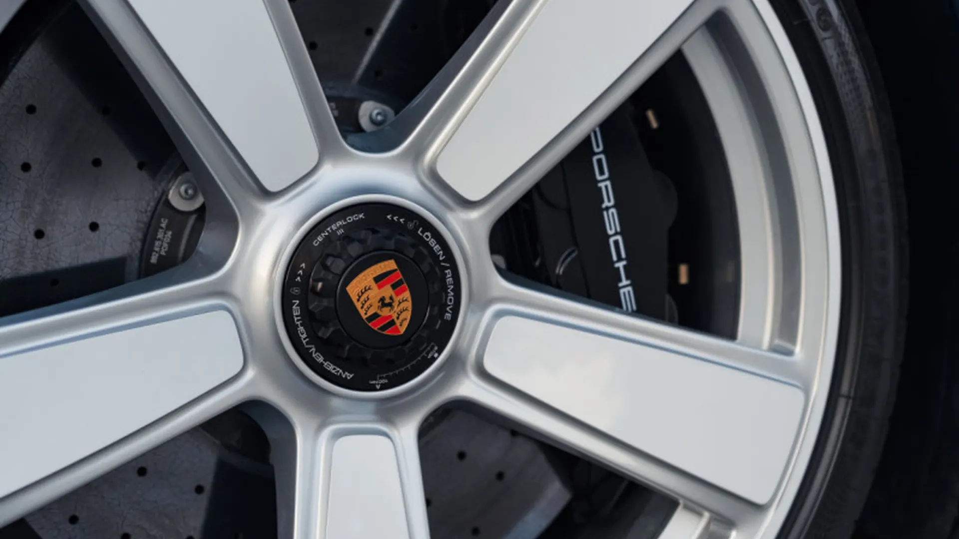Porsche 992 — photo 43