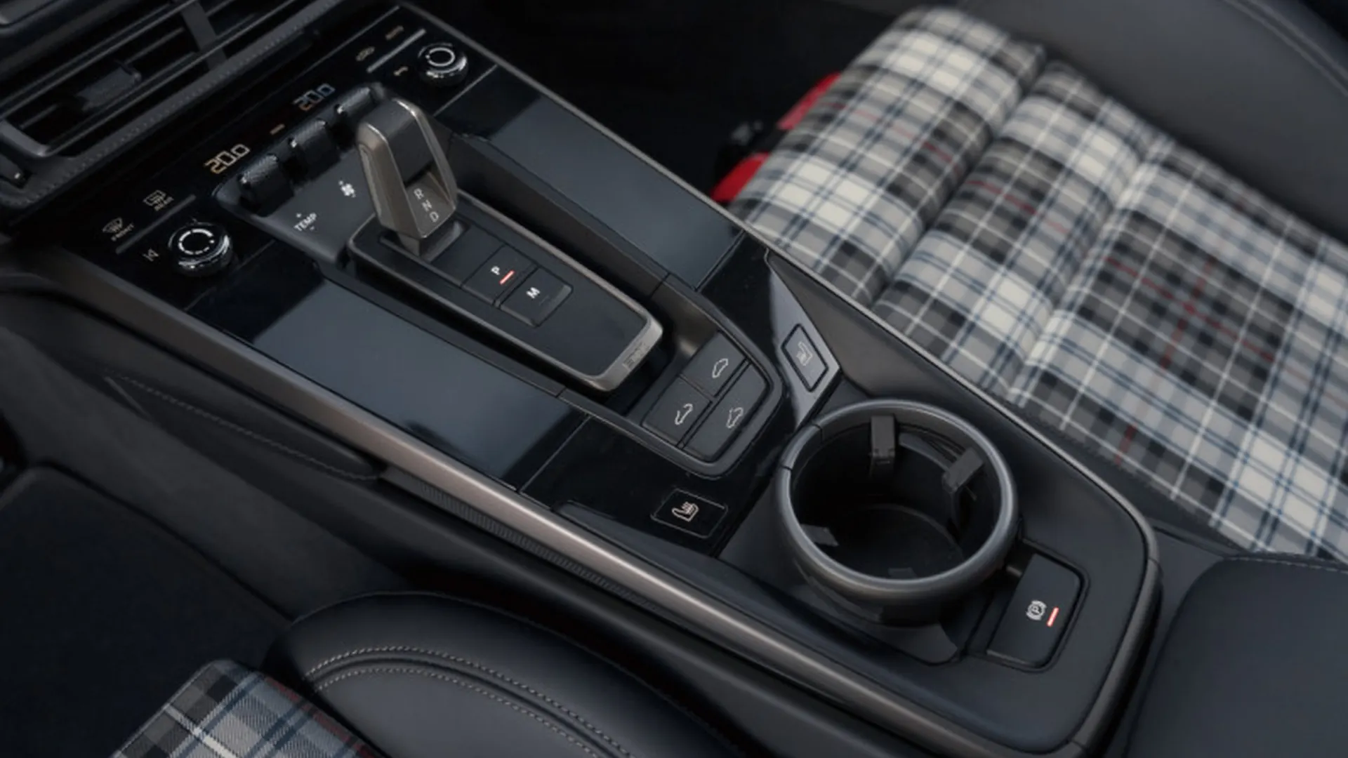 Porsche 992 — photo 20