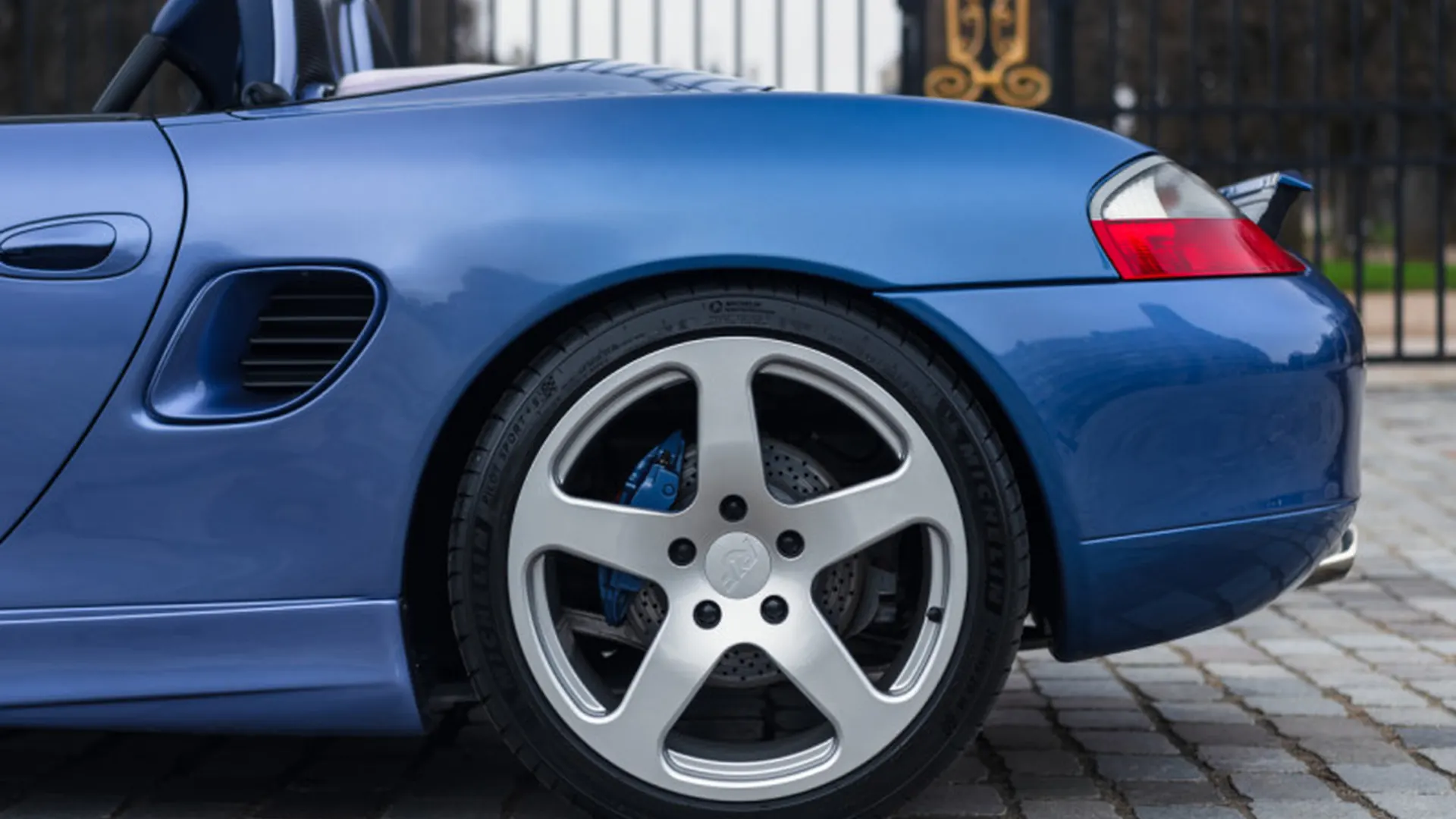 Ruf 3400S — photo 41