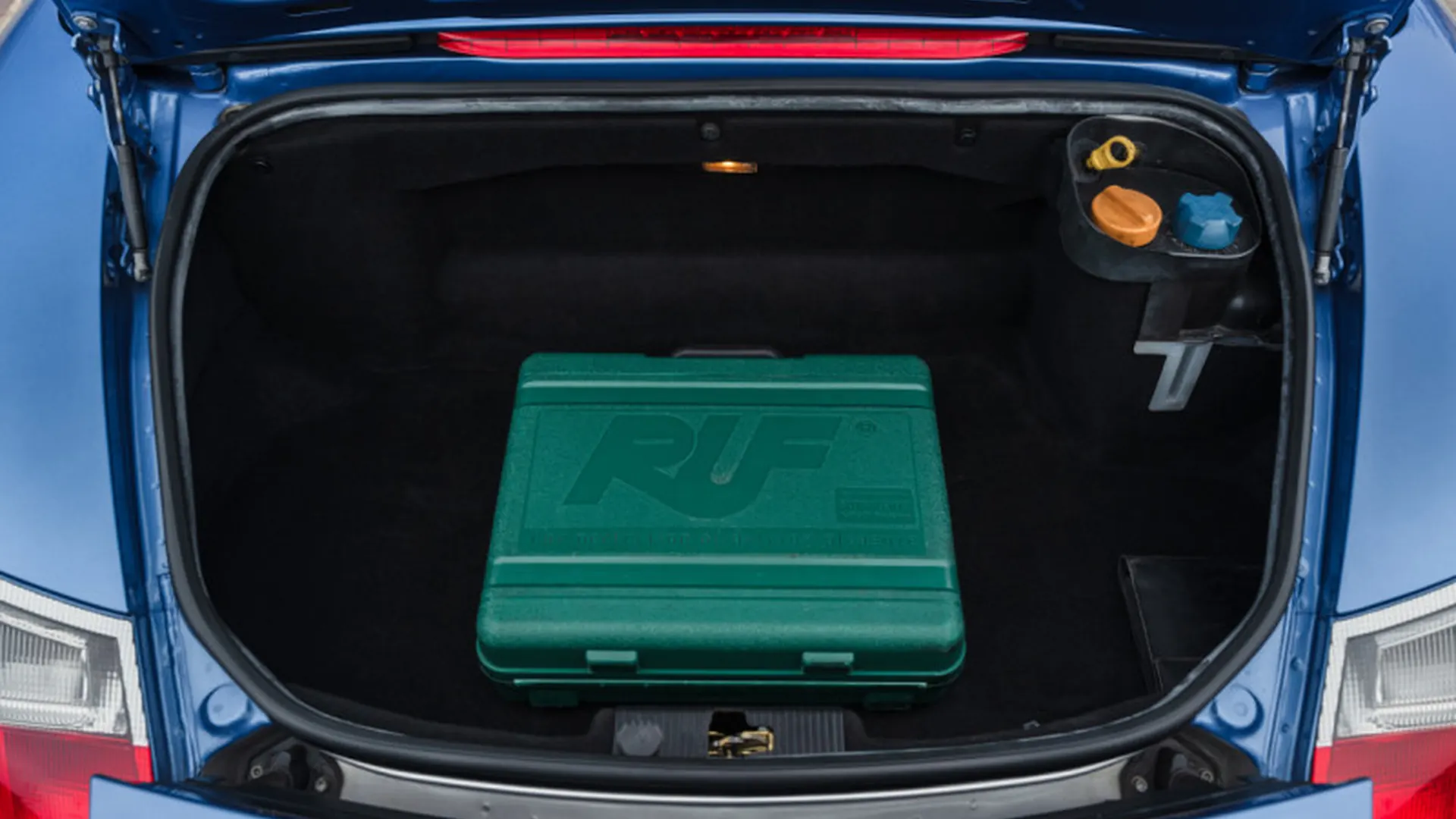 Ruf 3400S — photo 29
