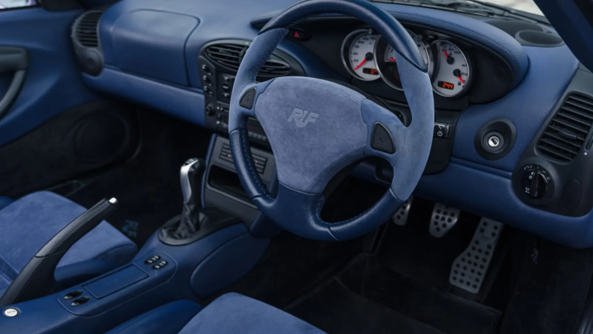 Ruf 3400S — photo 10