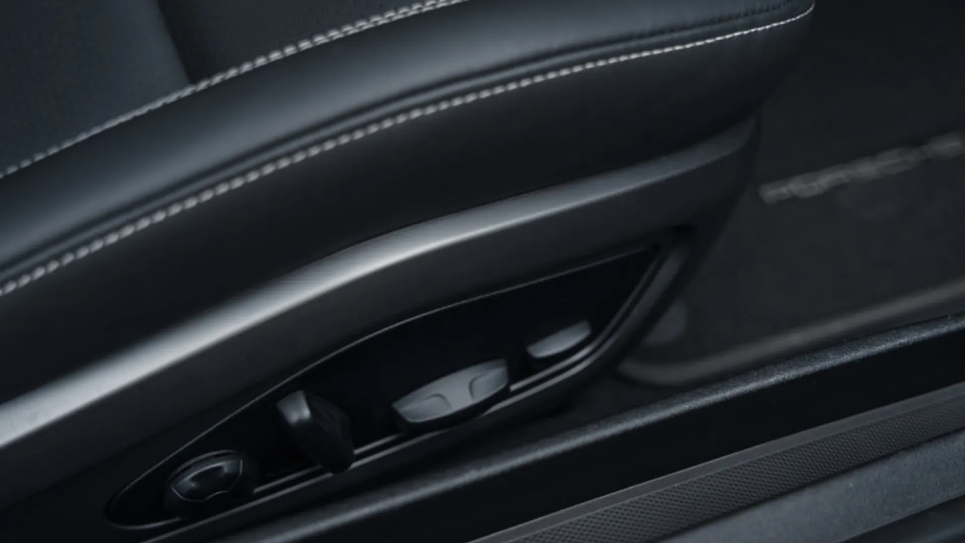 Porsche 992 — photo 26