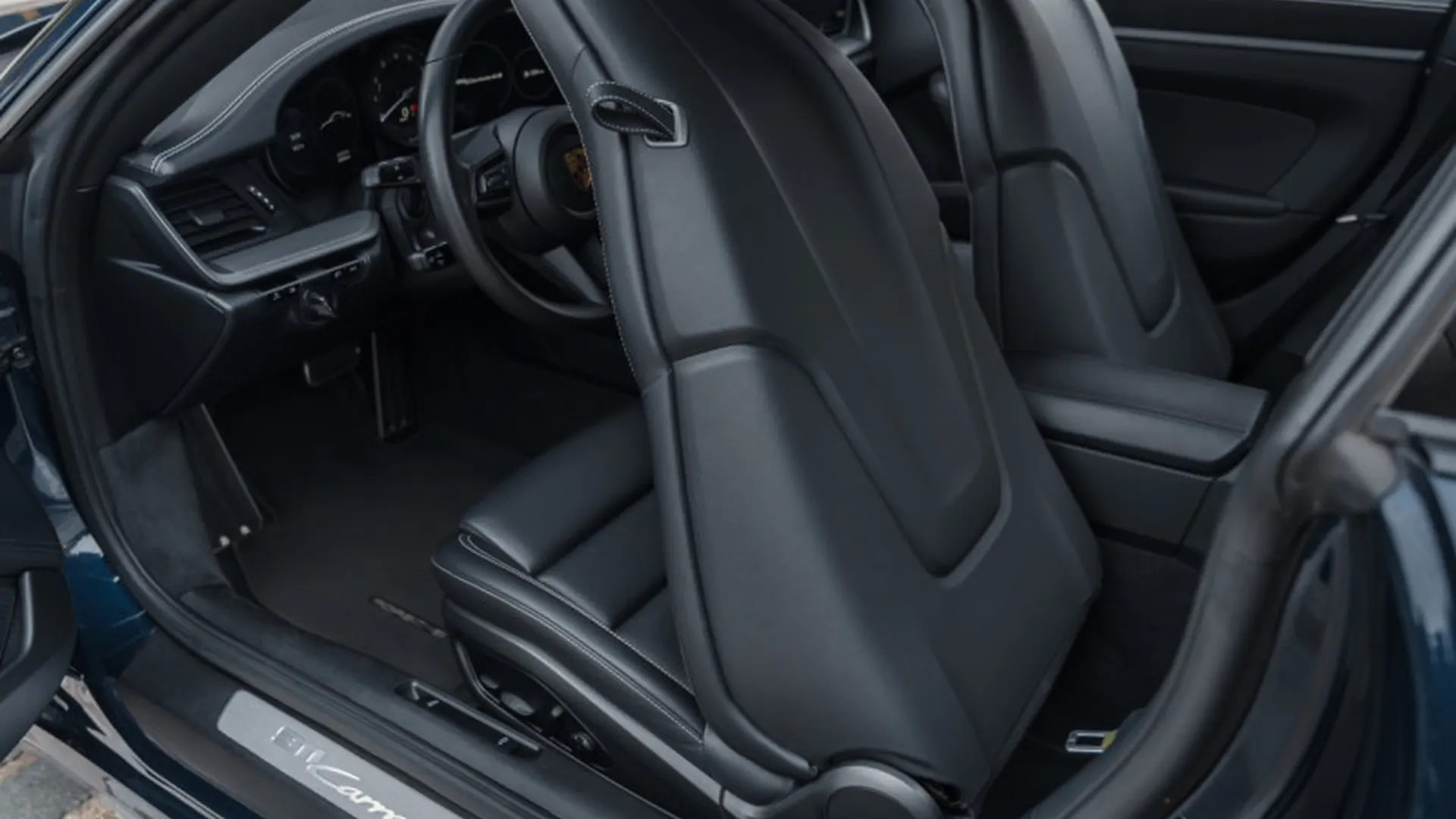 Porsche 992 — photo 14