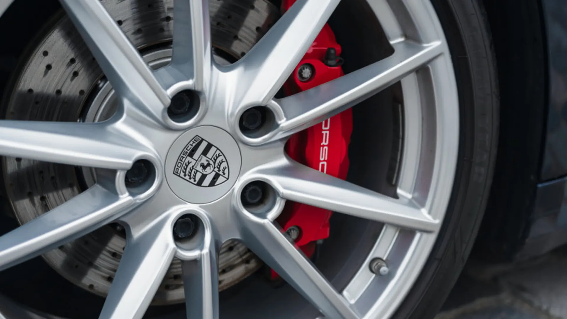 Porsche 992 — photo 37