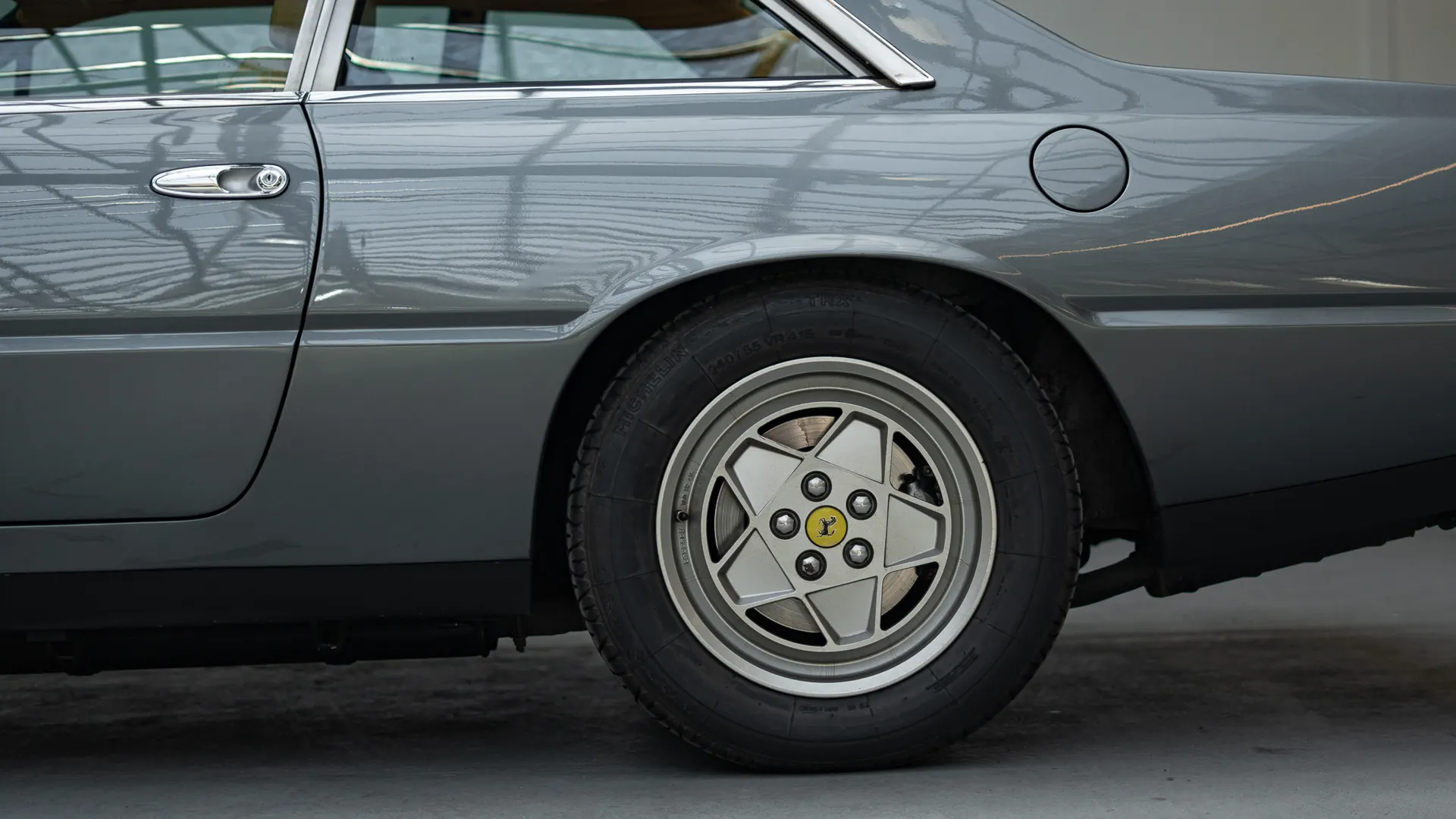 Ferrari 412i — photo 7