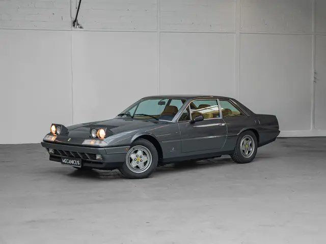 Ferrari 412i