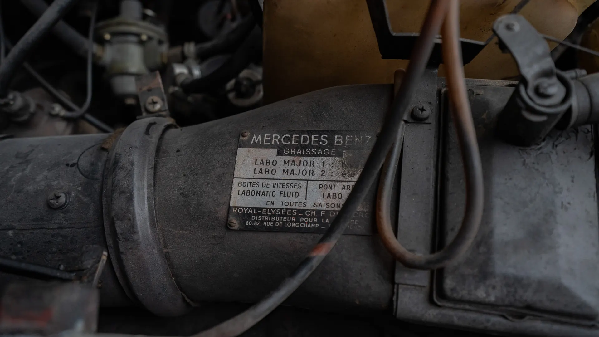 Mercedes 190 — photo 31