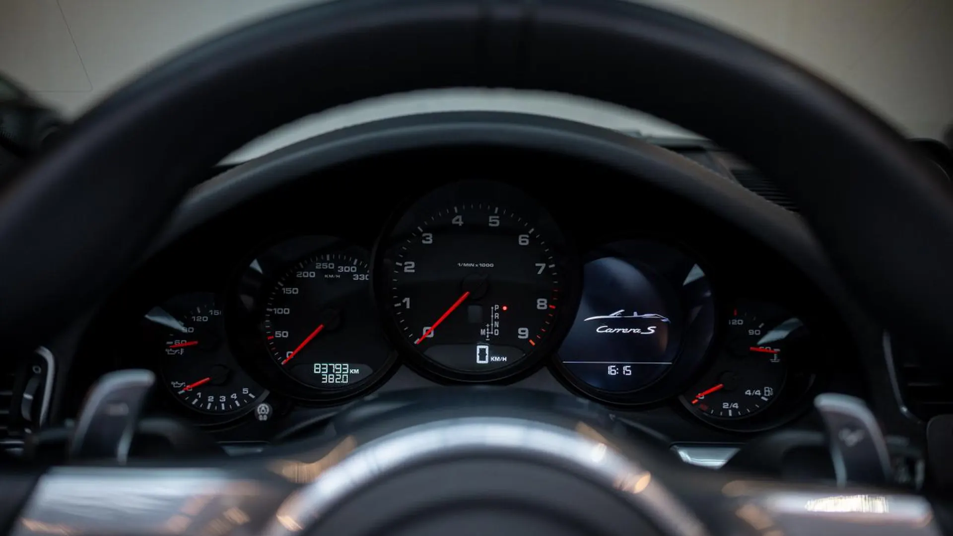 Porsche 911 — photo 19