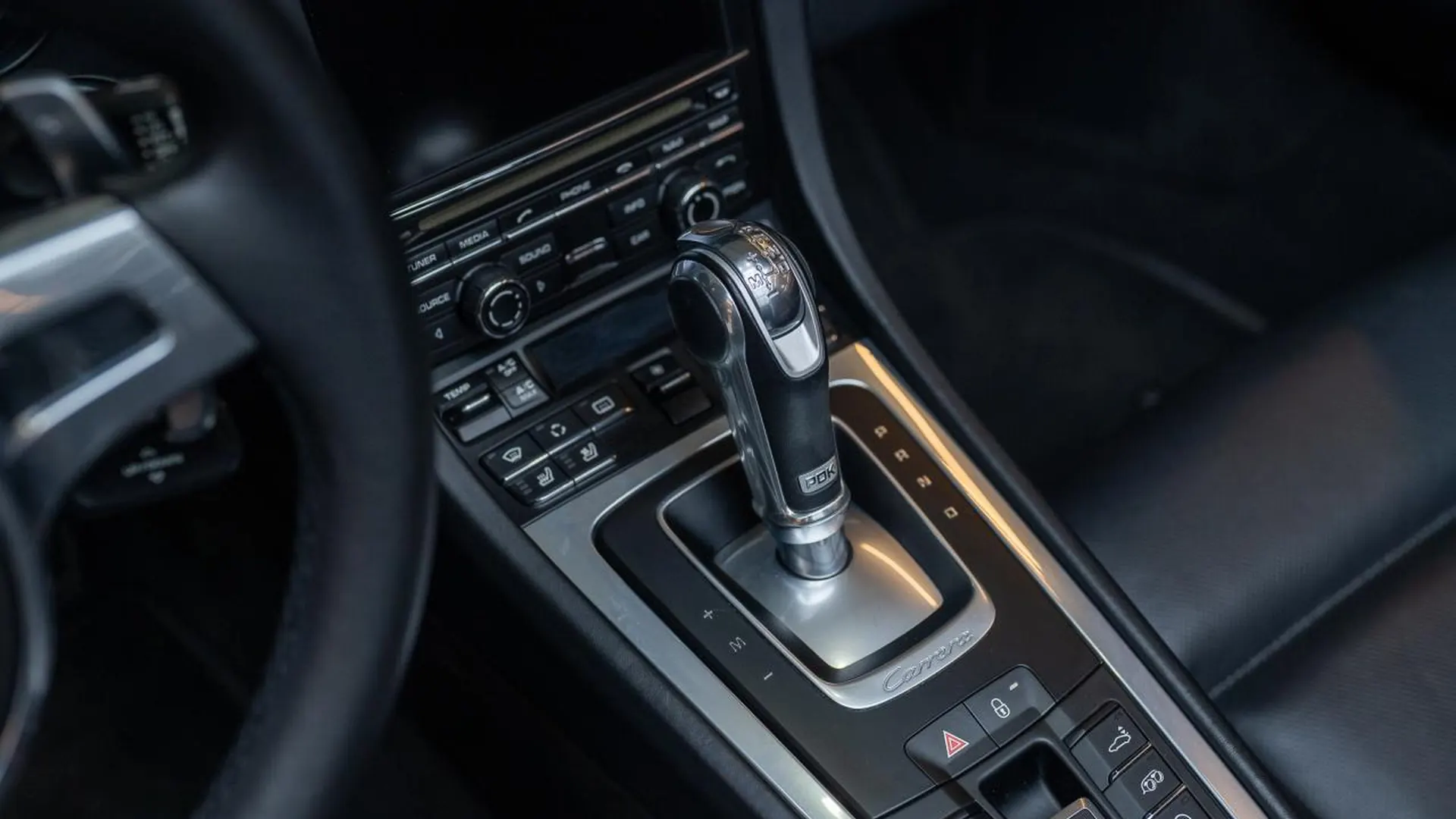 Porsche 911 — photo 20