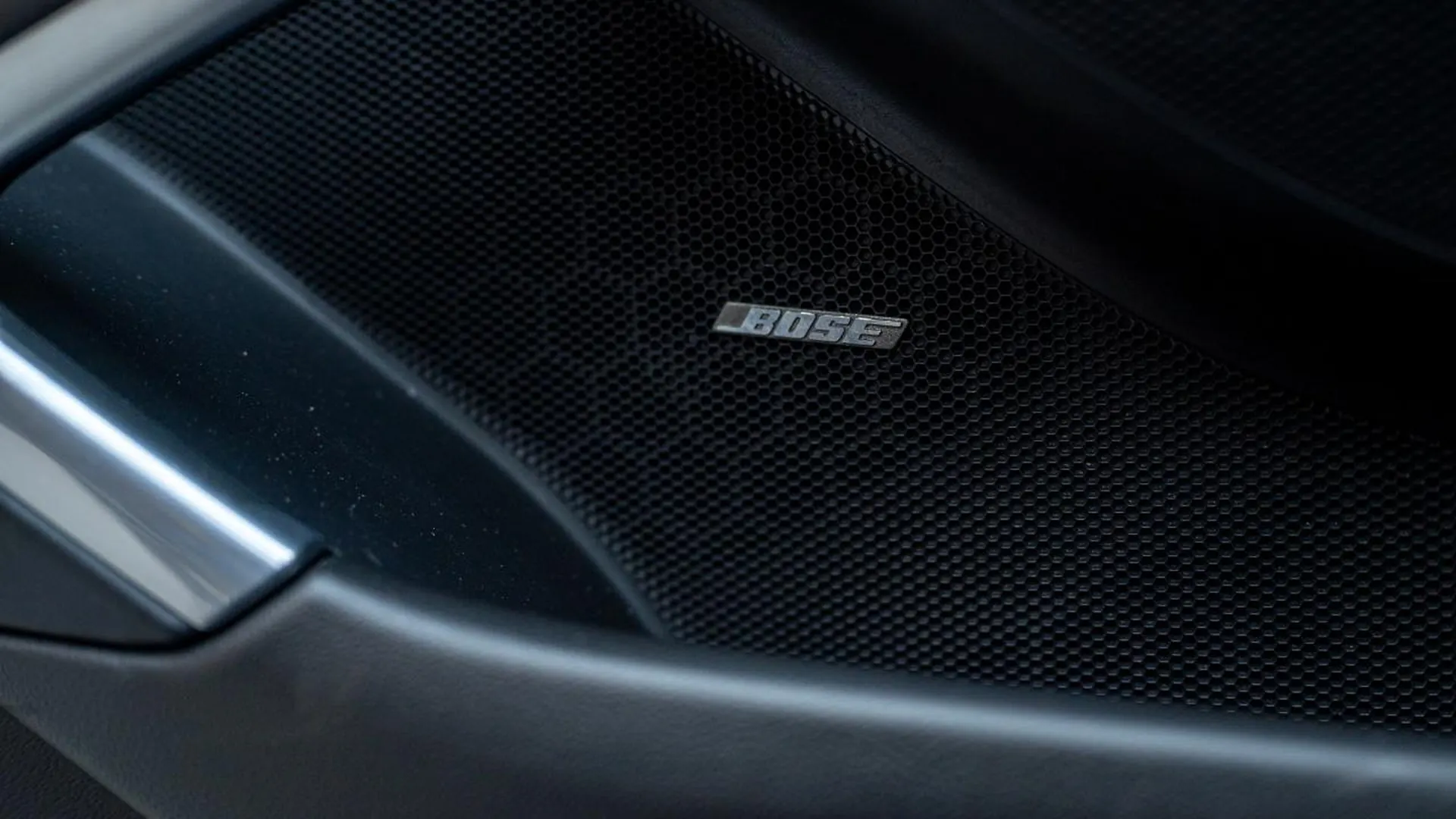 Porsche 911 — photo 24