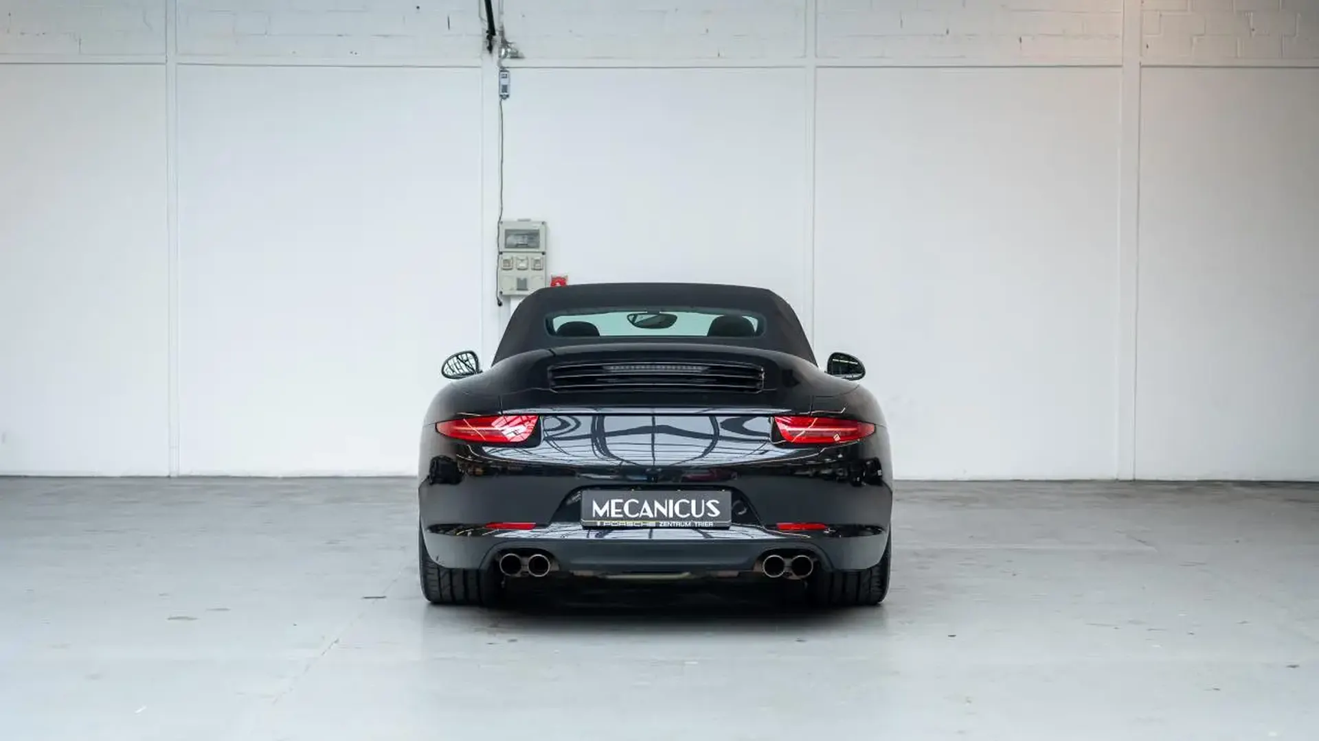 Porsche 911 — photo 5