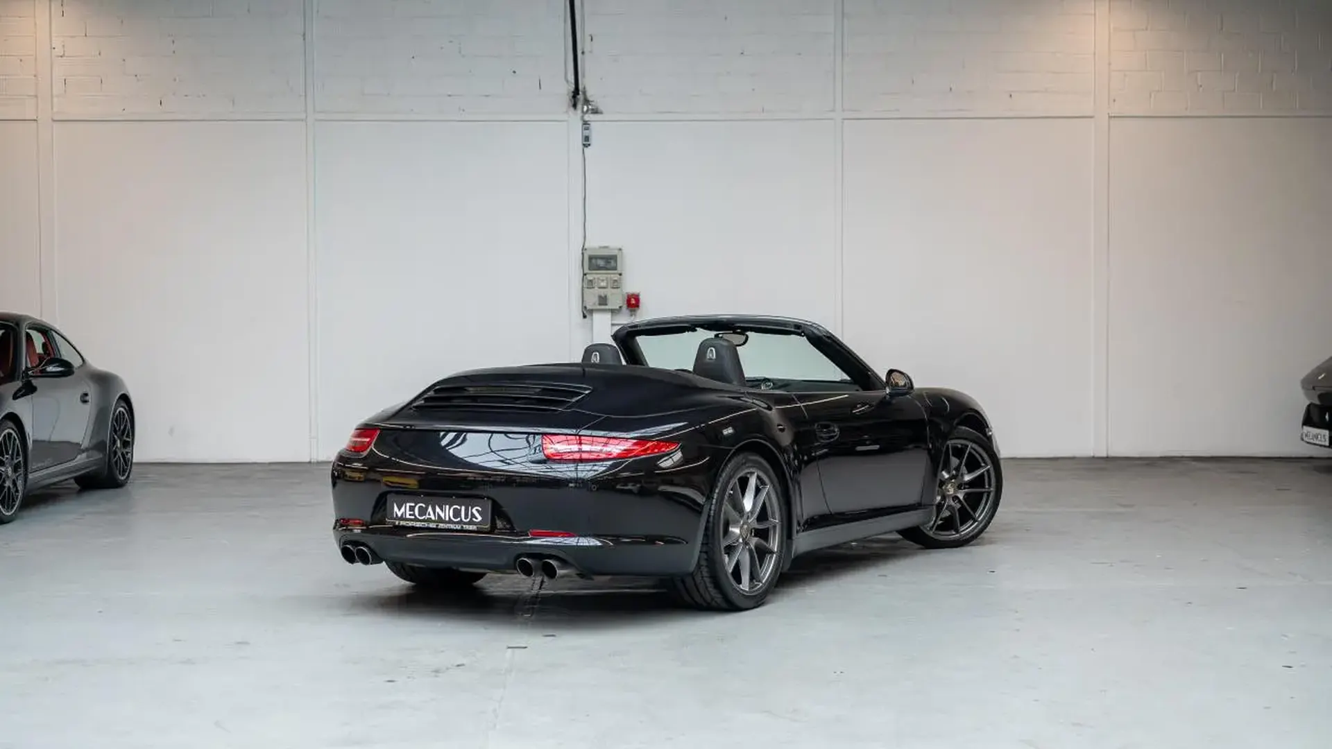 Porsche 911 — photo 3