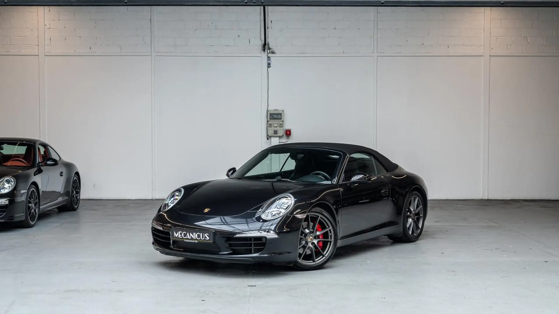 Porsche 911 — photo 2