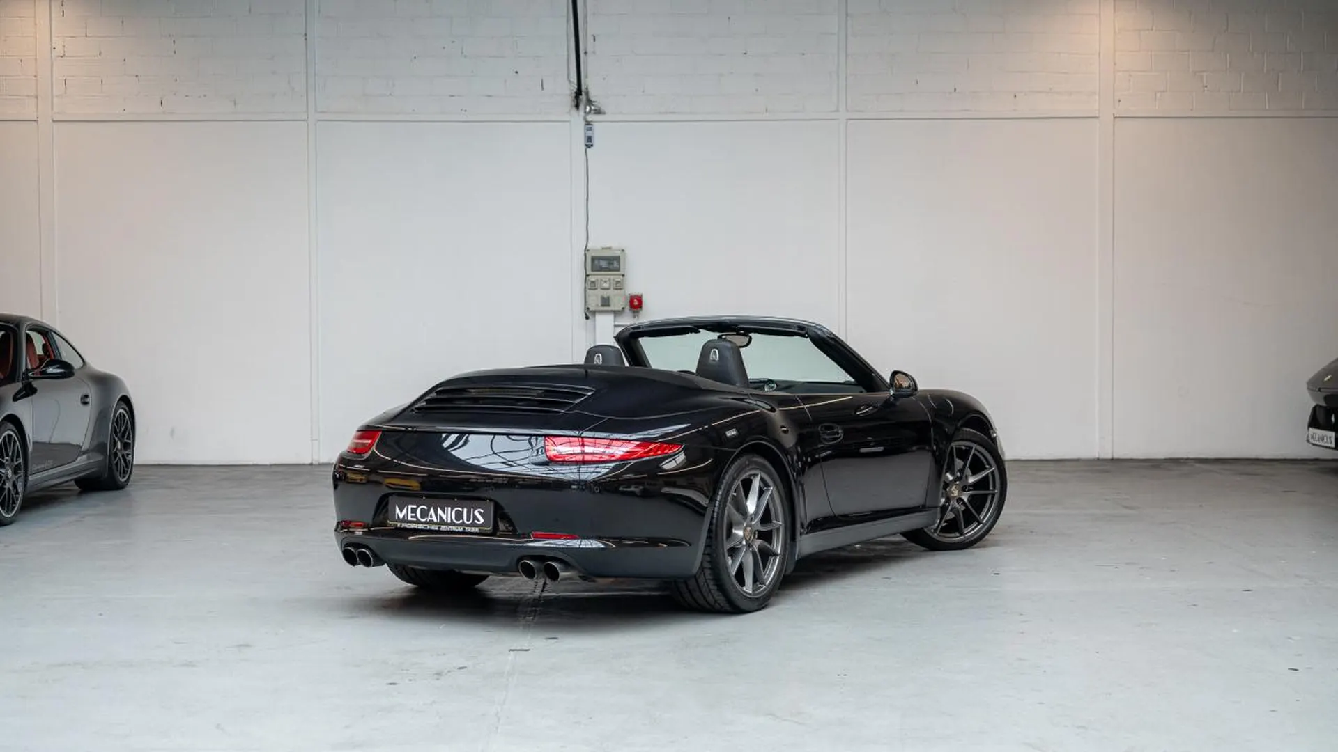 Porsche 911 — photo 3