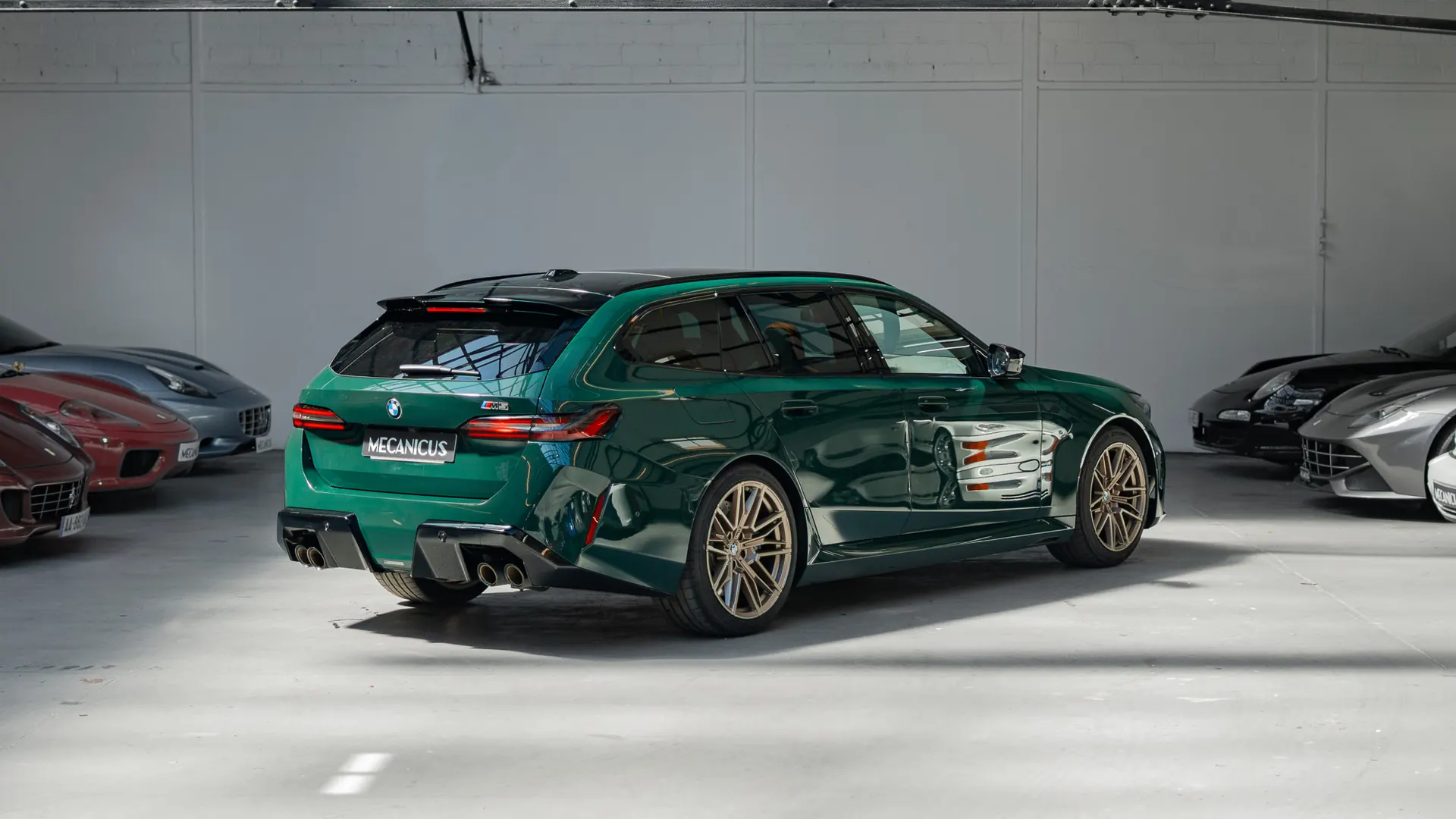 BMW M5 — photo 2