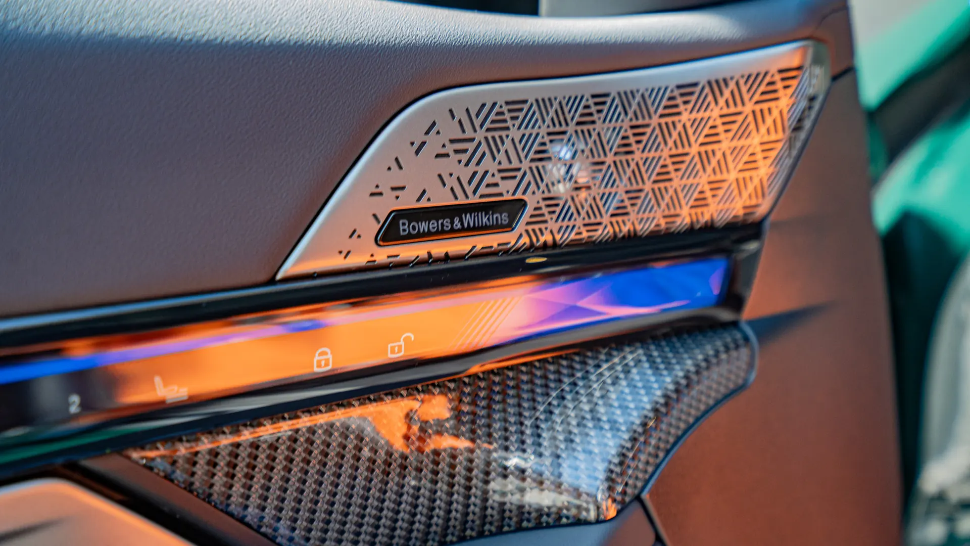 BMW M5 — photo 18