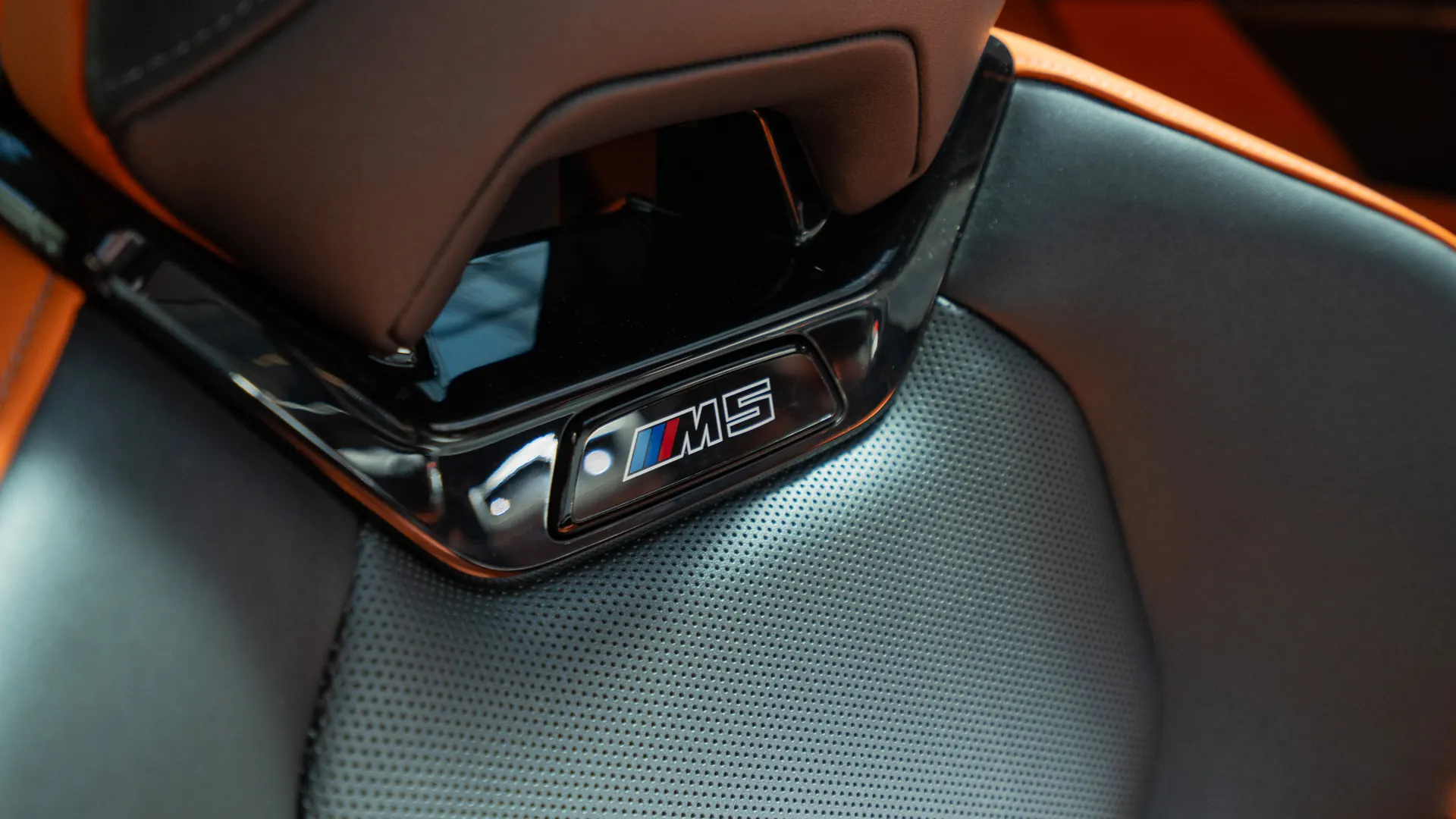 BMW M5 — photo 19