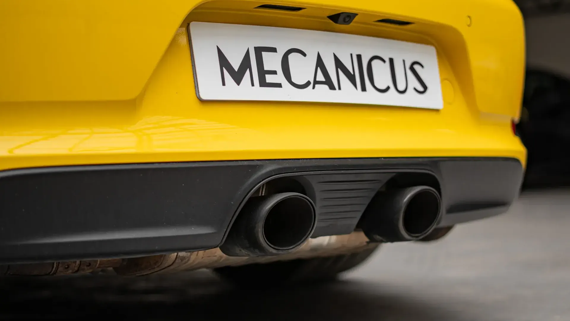Porsche 911 — photo 44