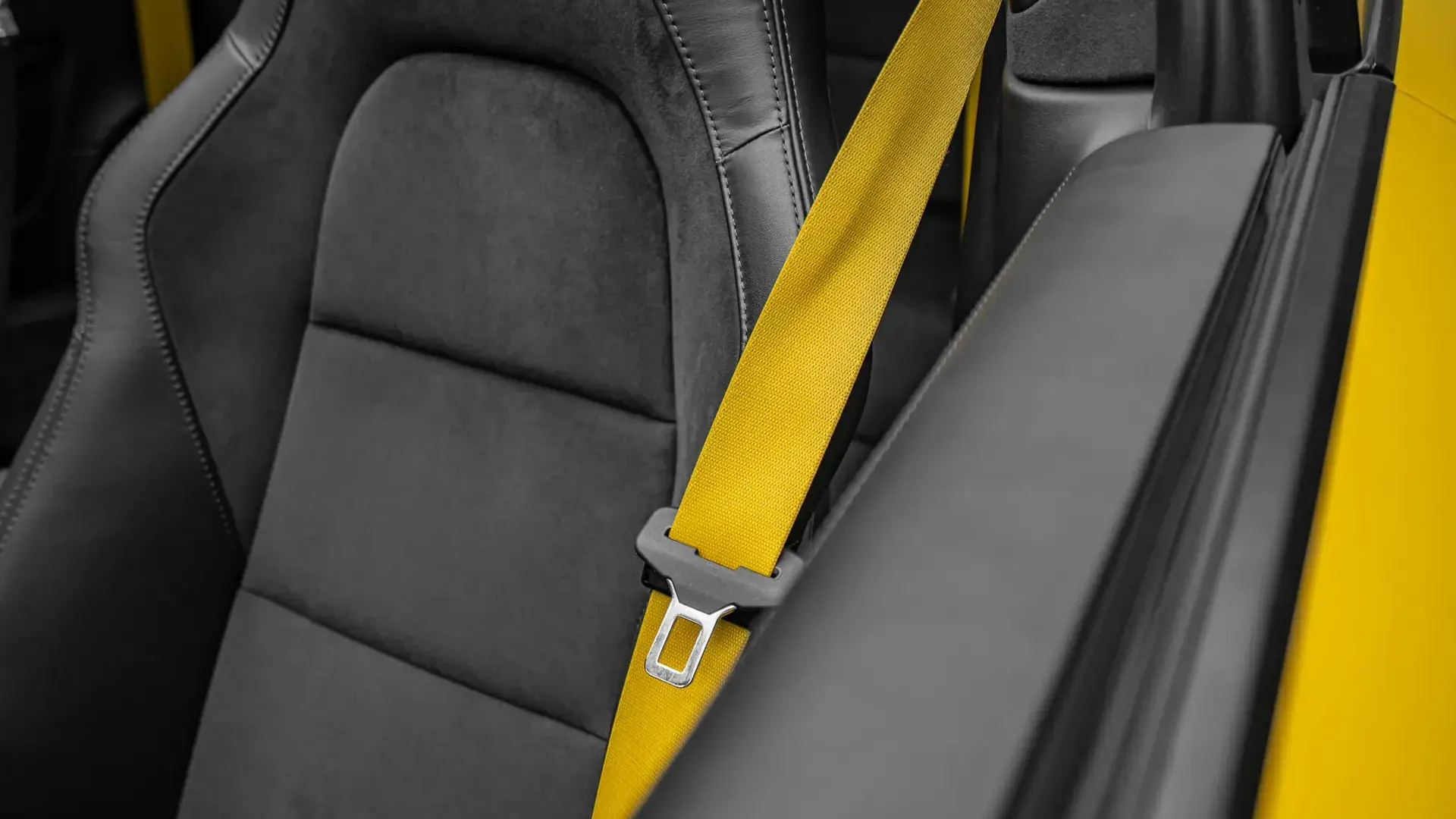 Porsche 911 — photo 15