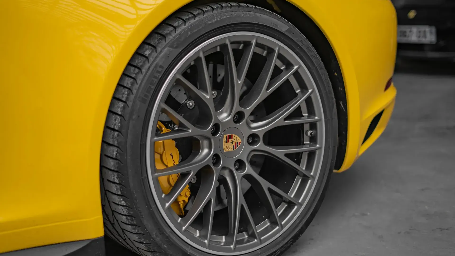 Porsche 911 — photo 40