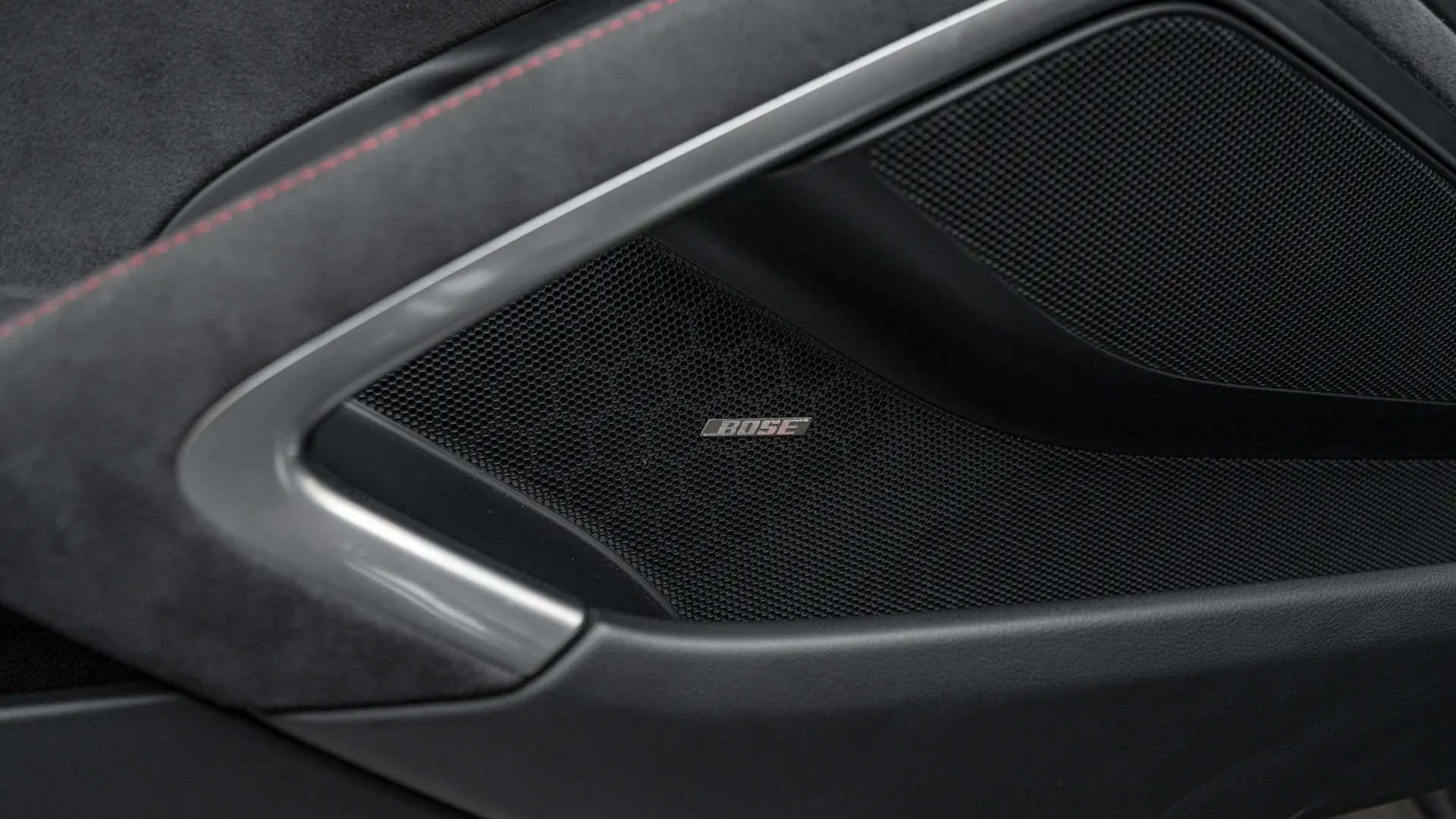 Porsche 911 — photo 31