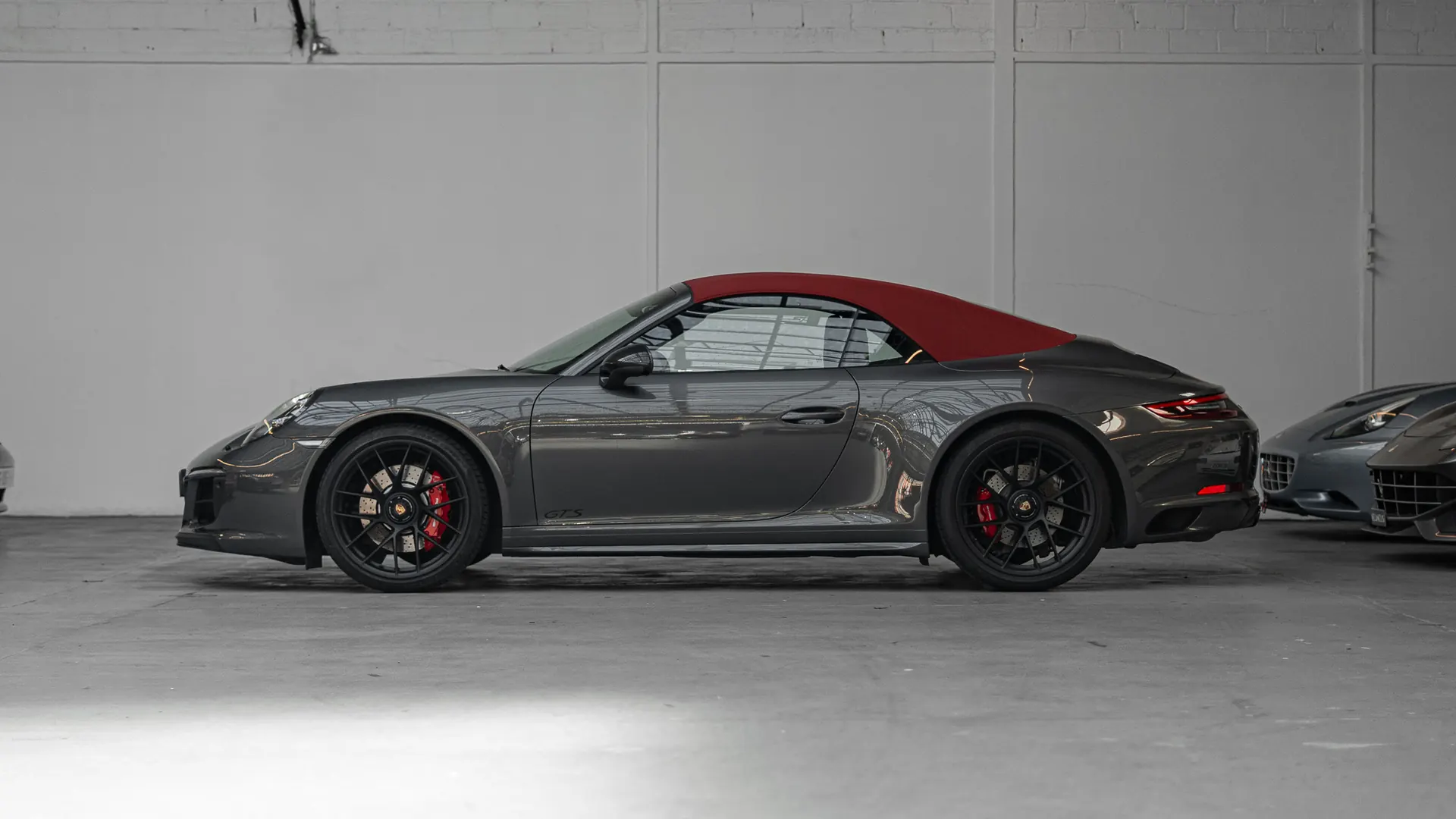 Porsche 911 — photo 6