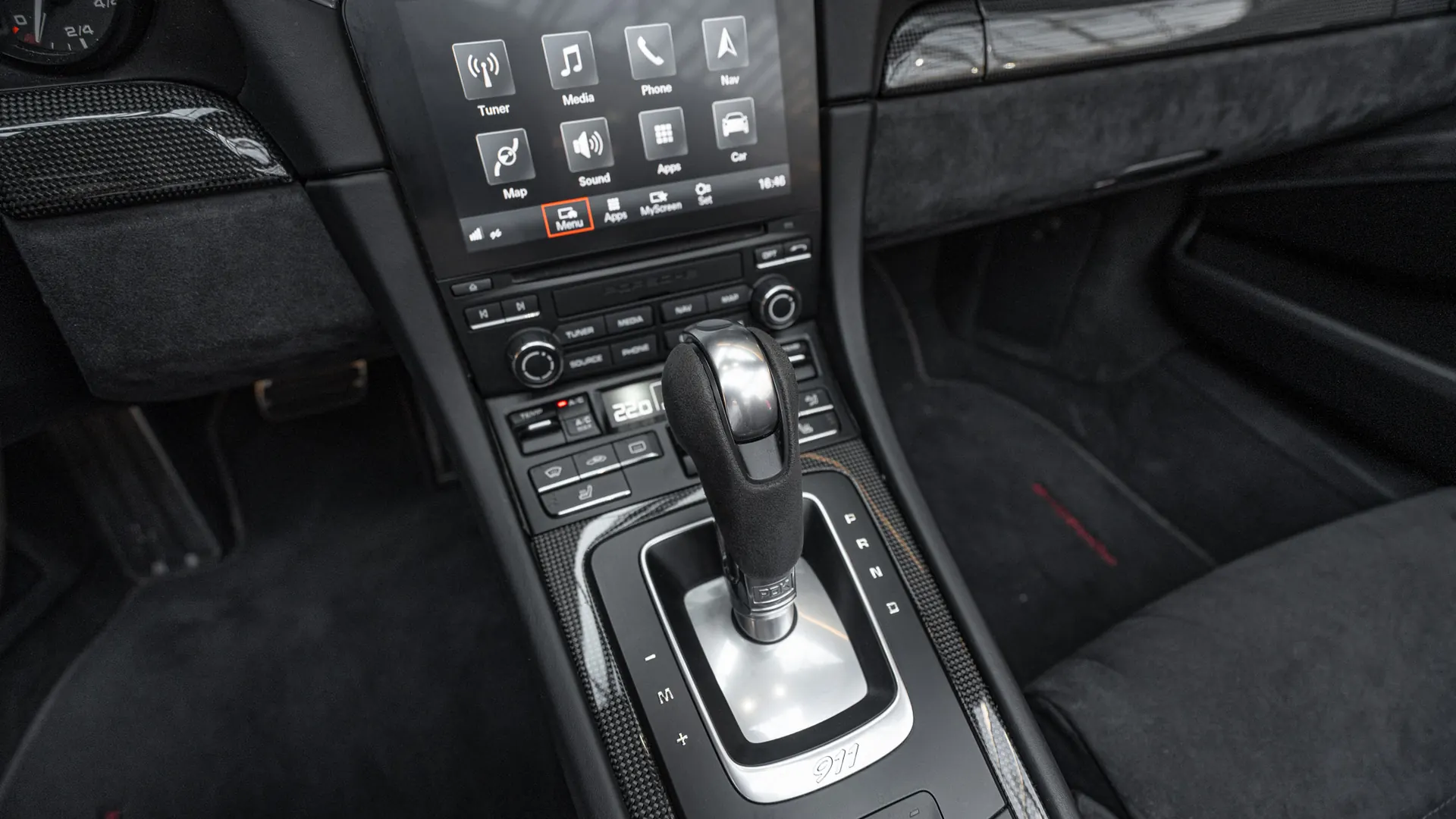 Porsche 911 — photo 20