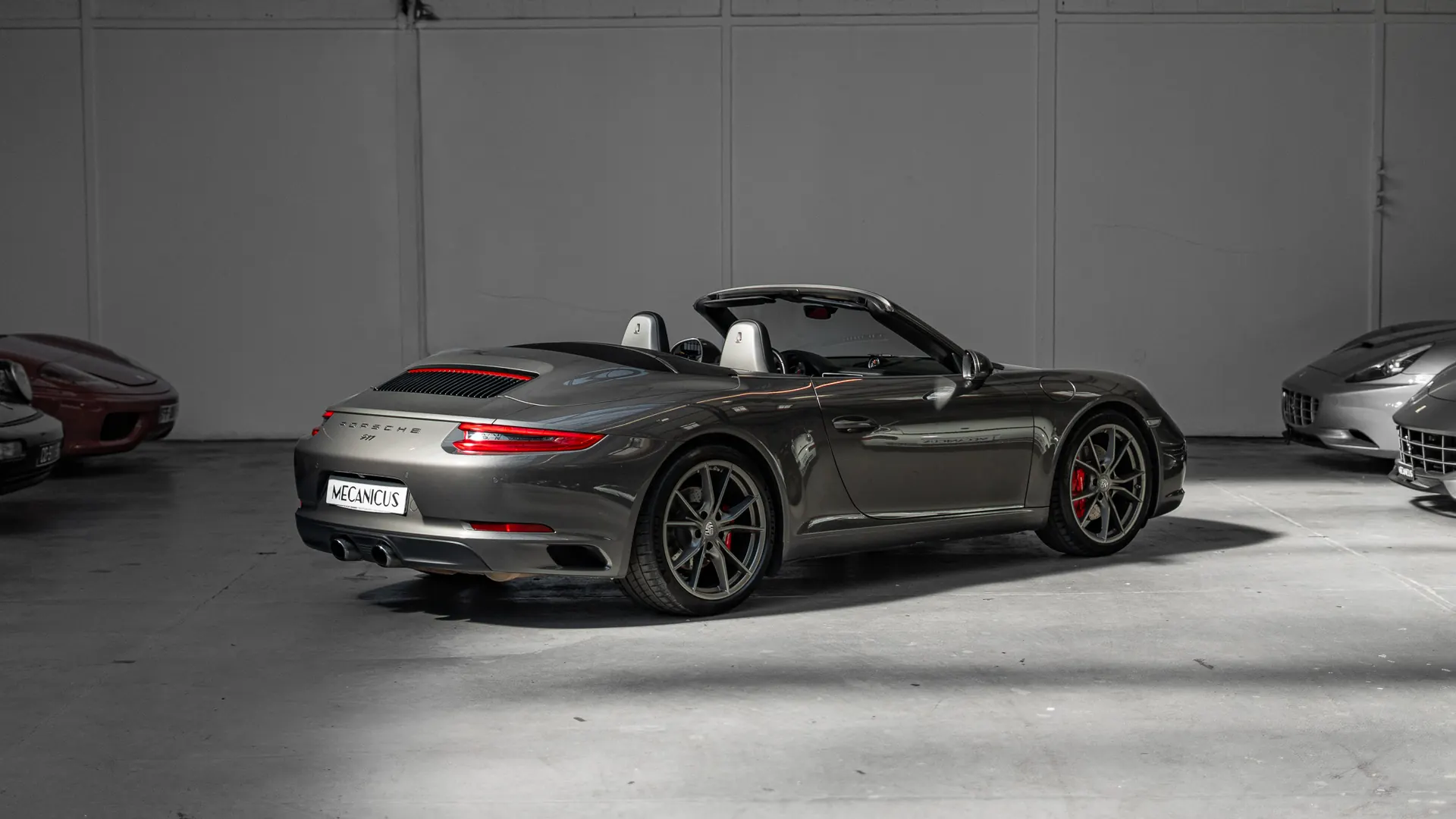 Porsche 911 — photo 2