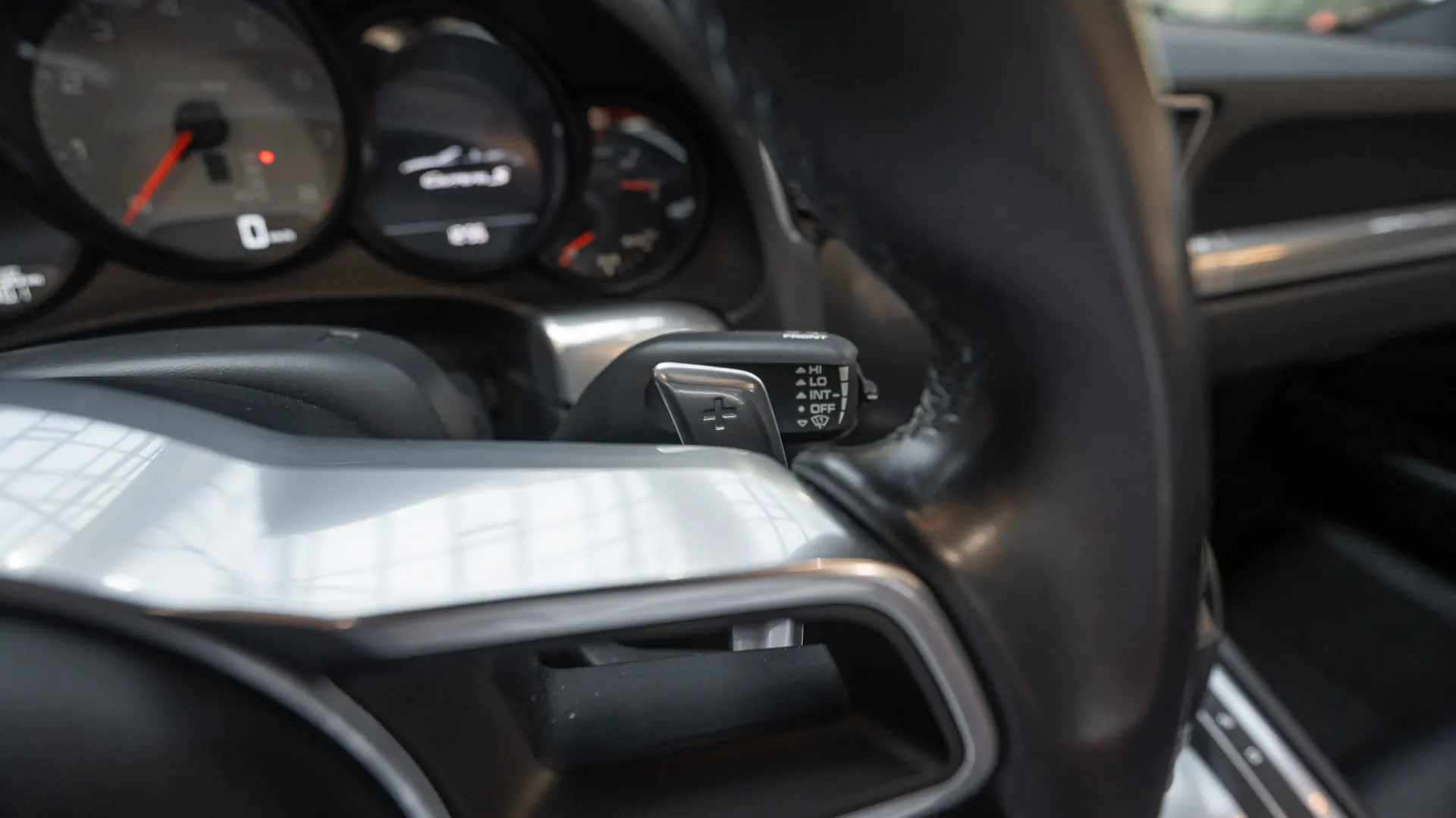 Porsche 911 — photo 13