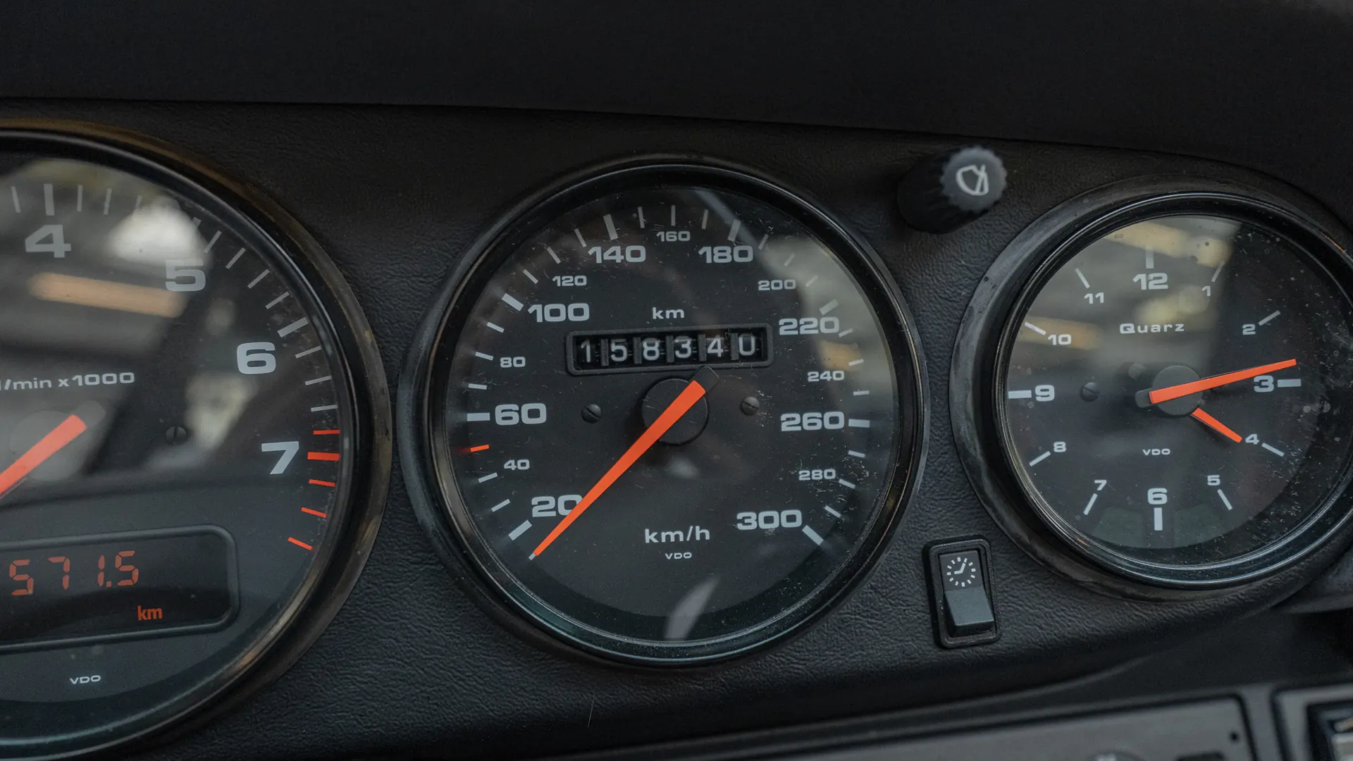 Porsche 911 — photo 13