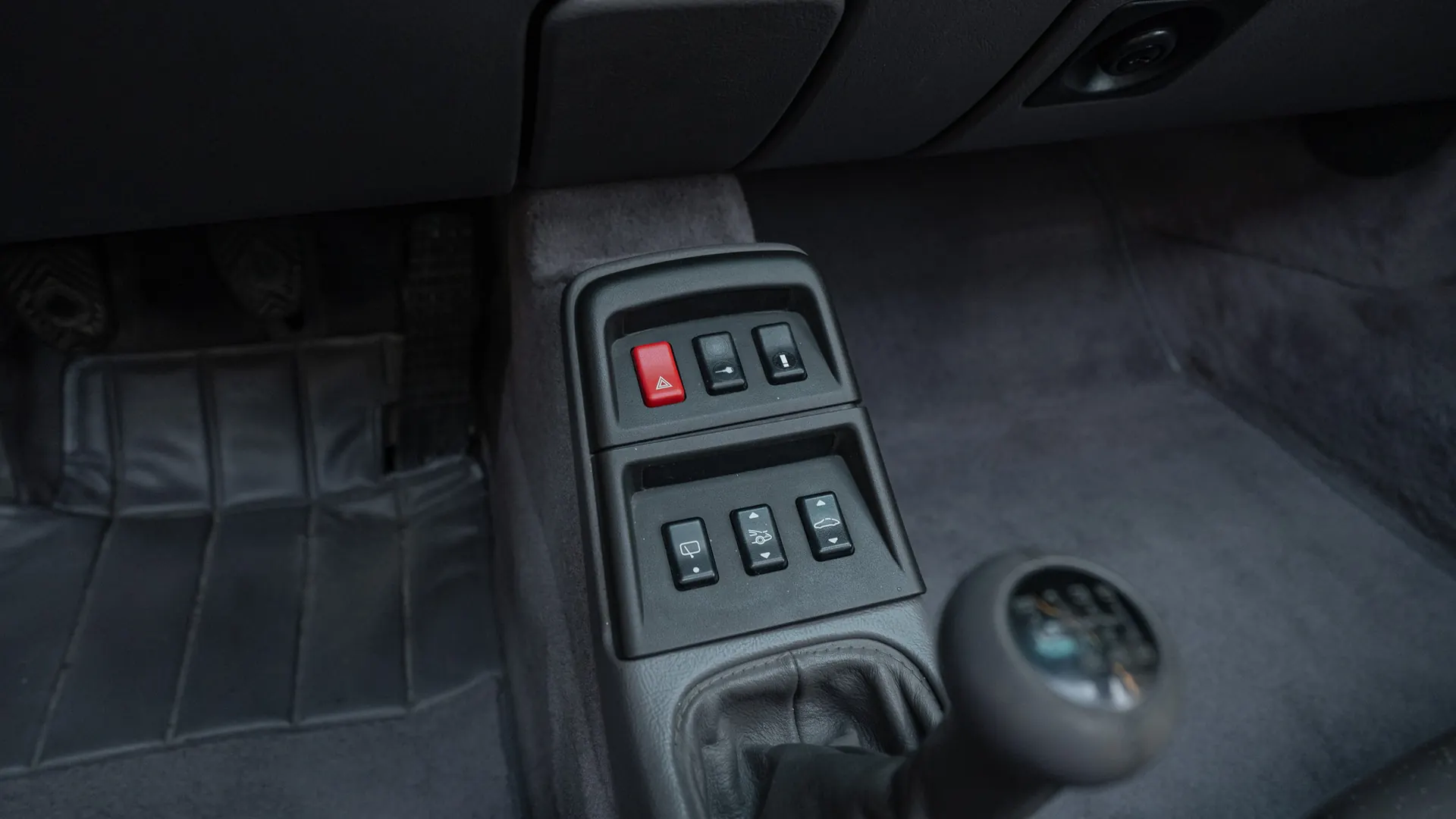 Porsche 911 — photo 16