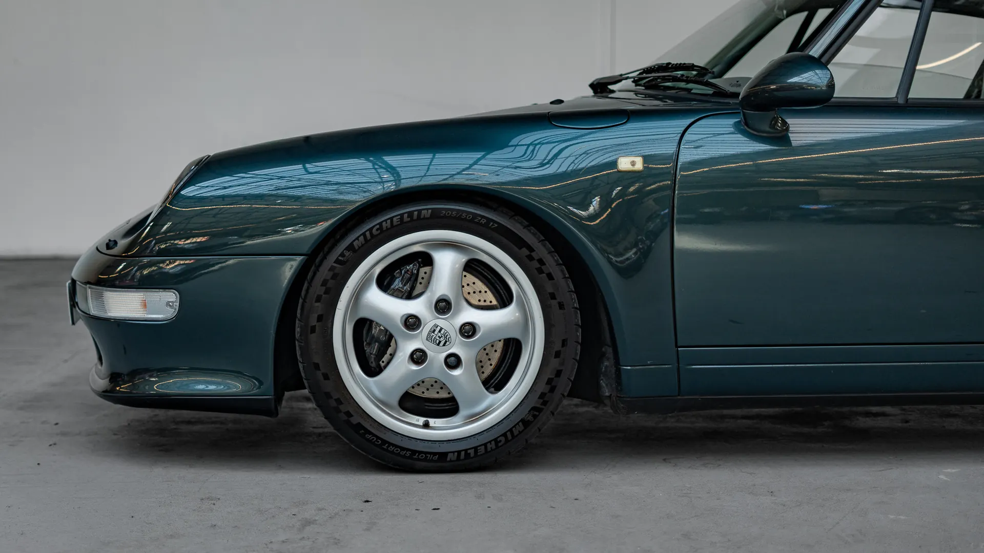 Porsche 911 — photo 6