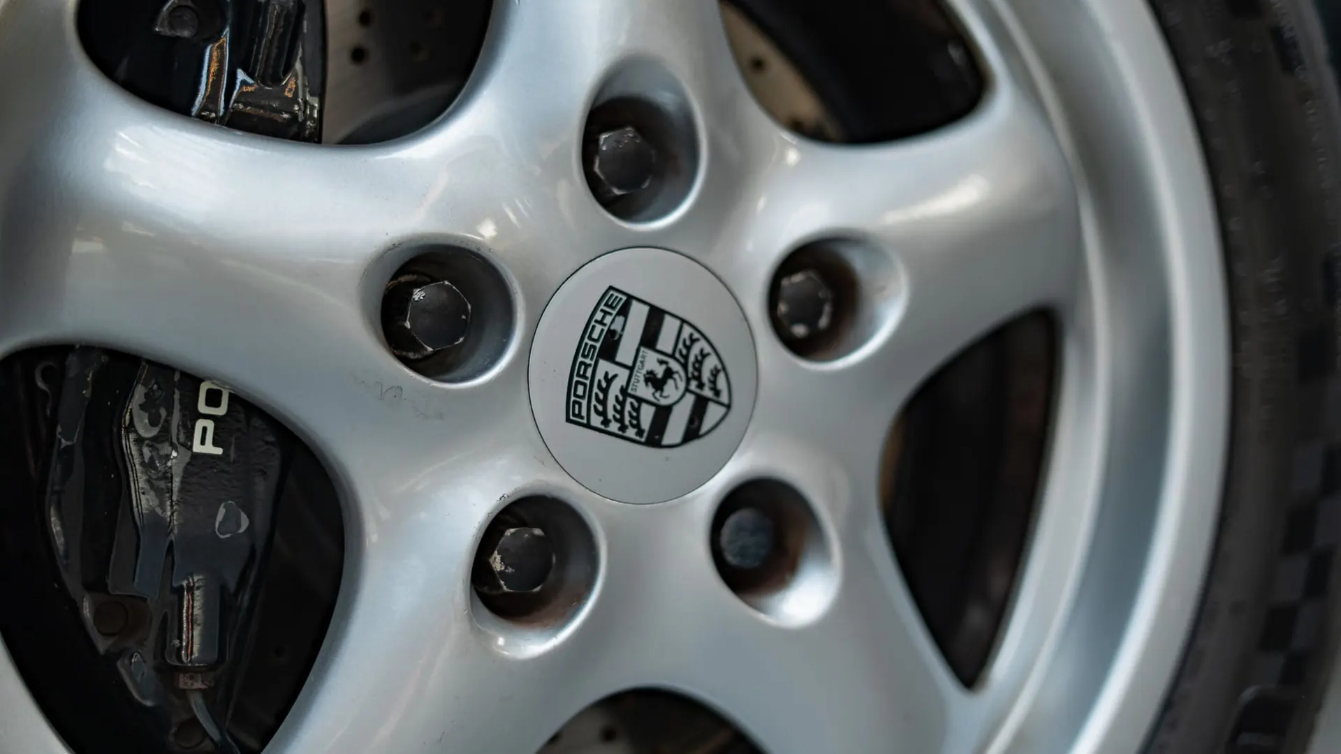 Porsche 911 — photo 28