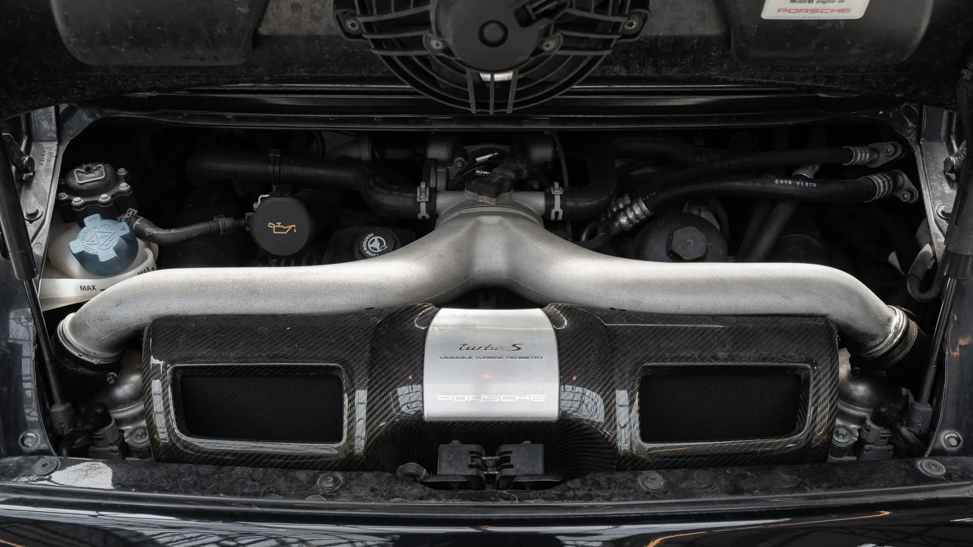 Porsche 911 — photo 39