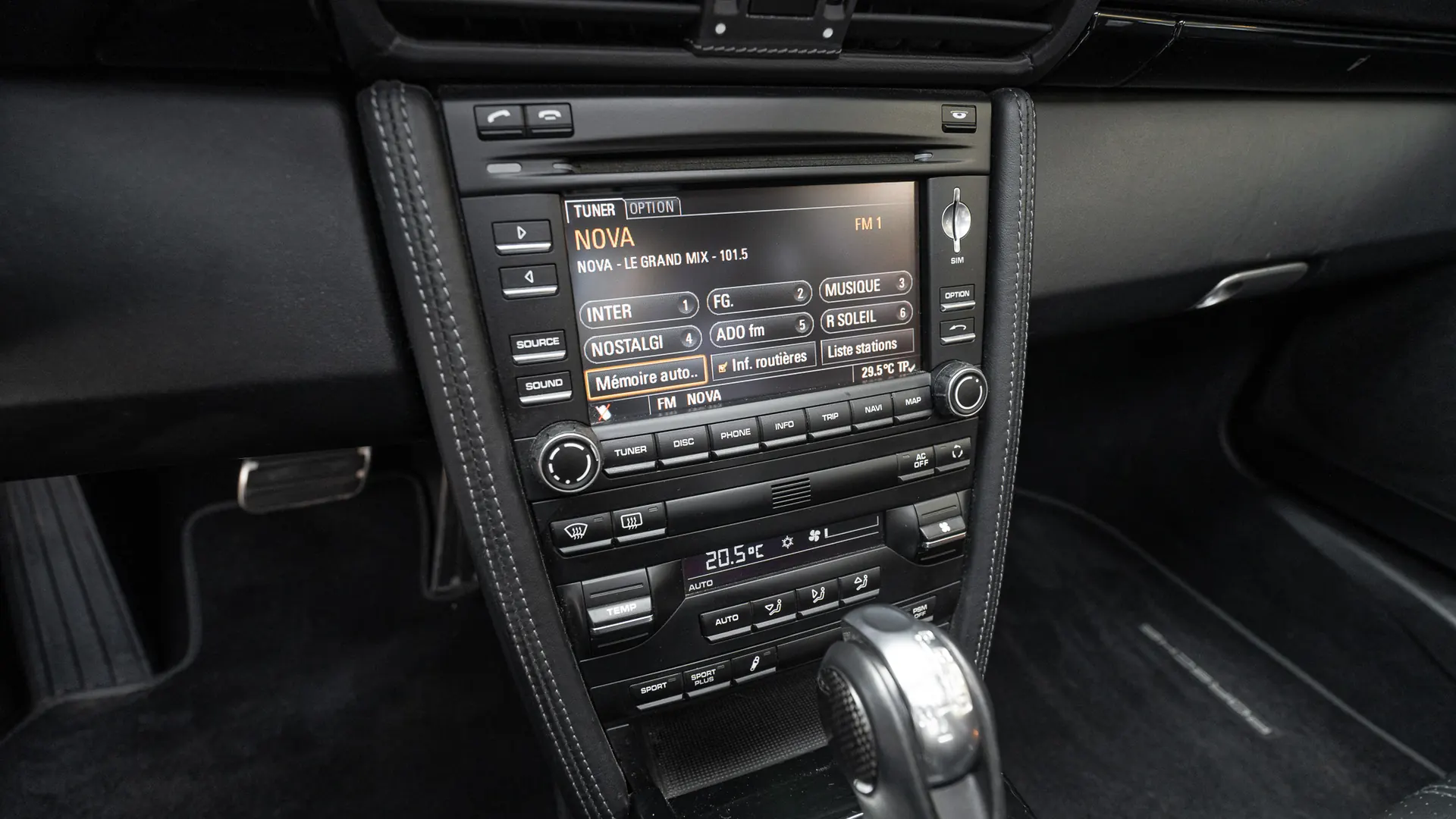 Porsche 911 — photo 14