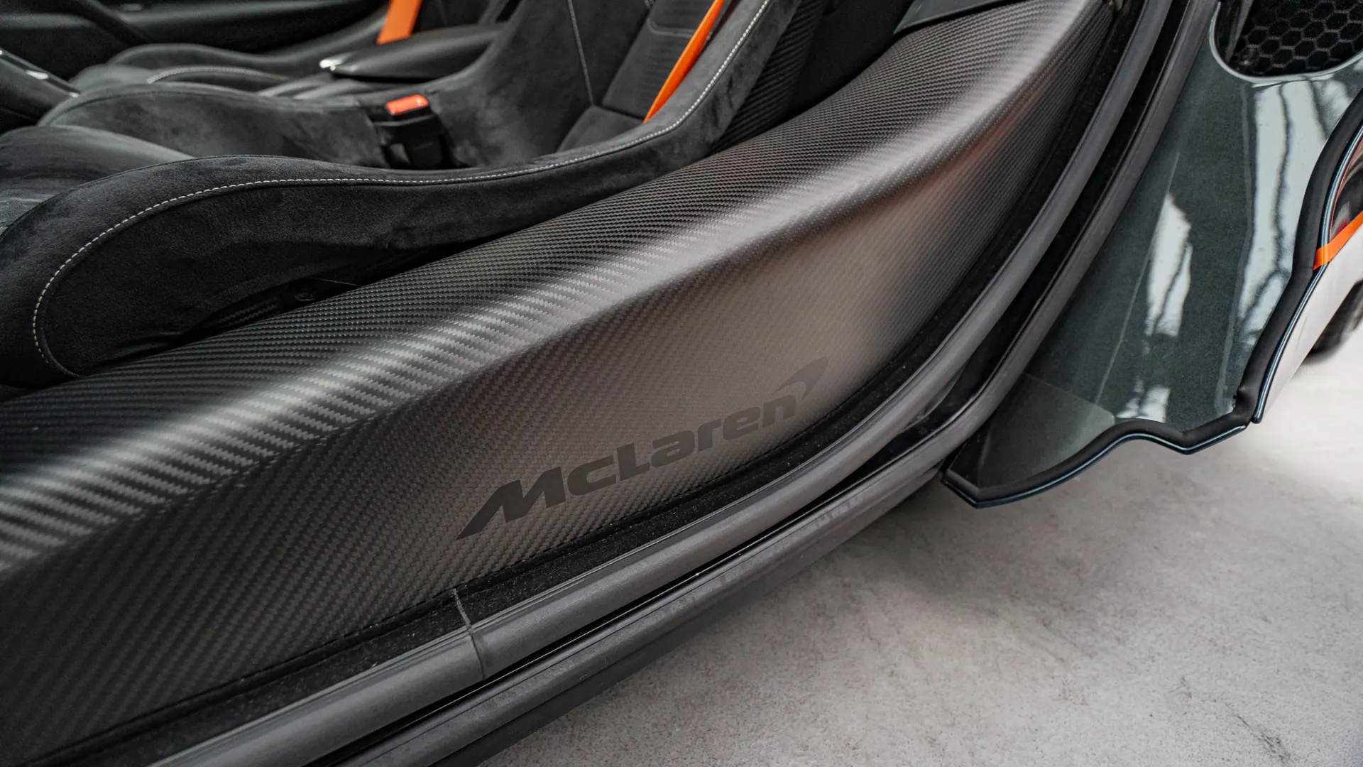 Mclaren 720S — photo 33