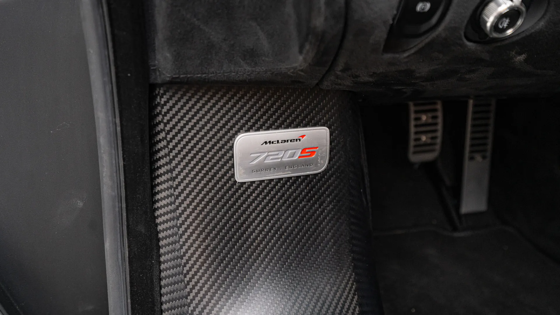 Mclaren 720S — photo 32