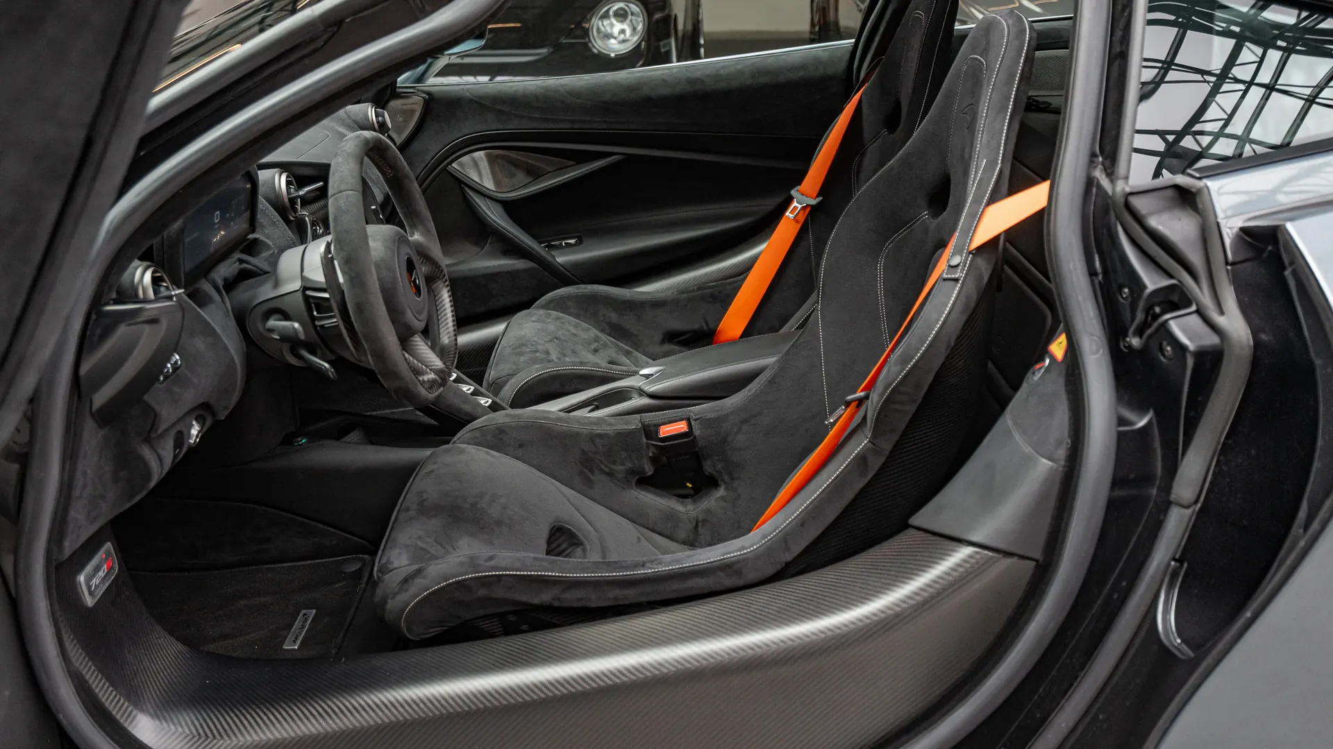 Mclaren 720S — photo 13