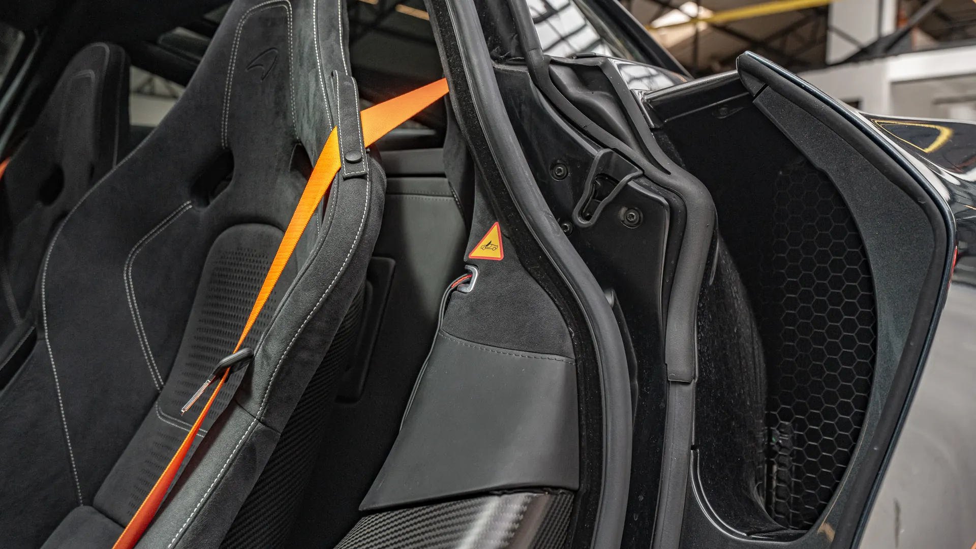 Mclaren 720S — photo 15