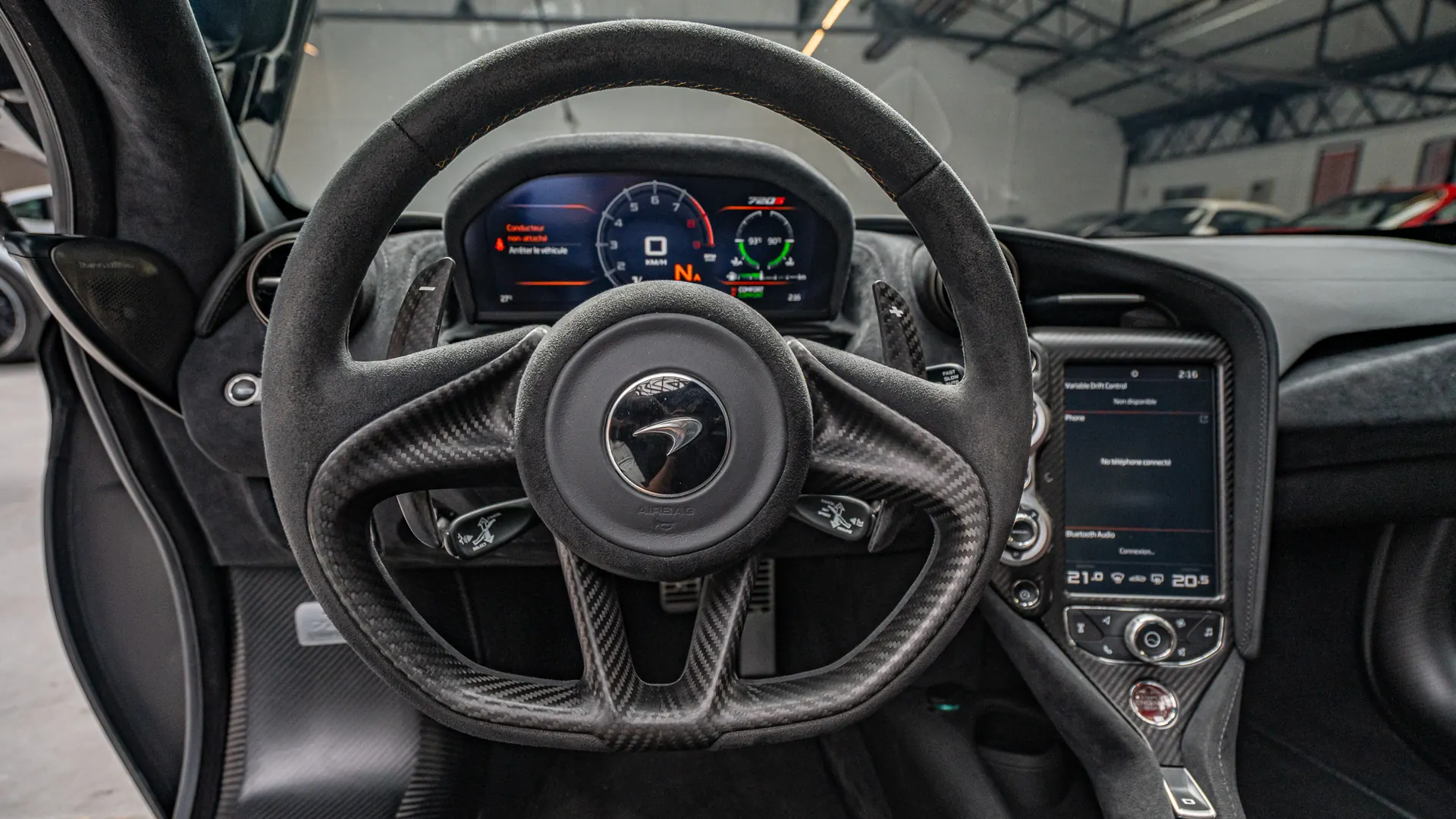 Mclaren 720S — photo 16