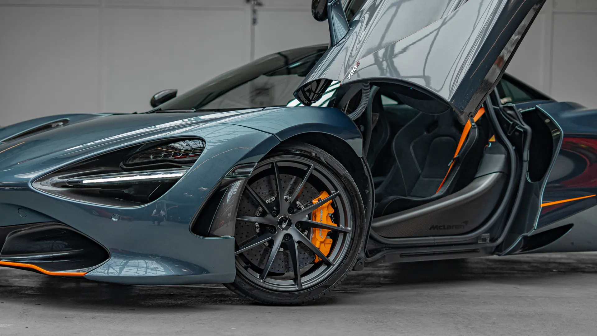 Mclaren 720S — photo 37