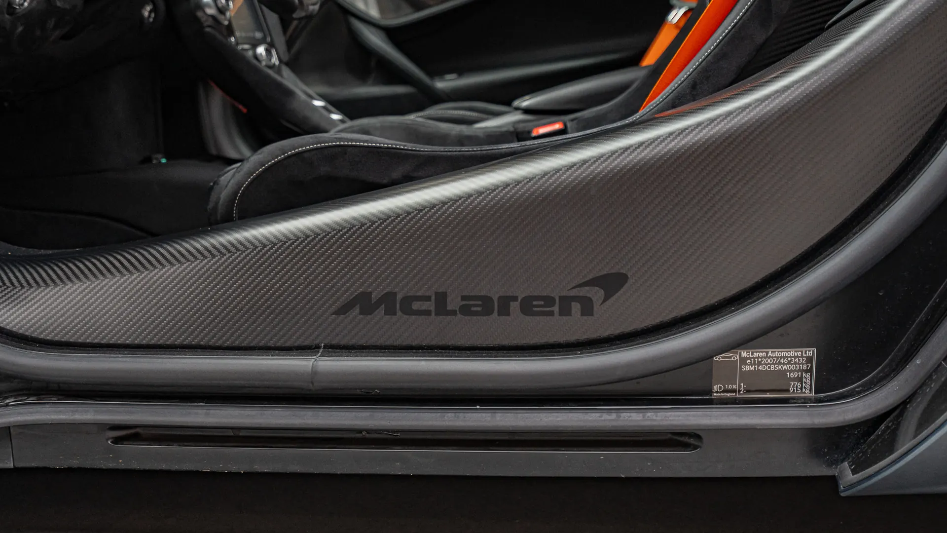 Mclaren 720S — photo 31