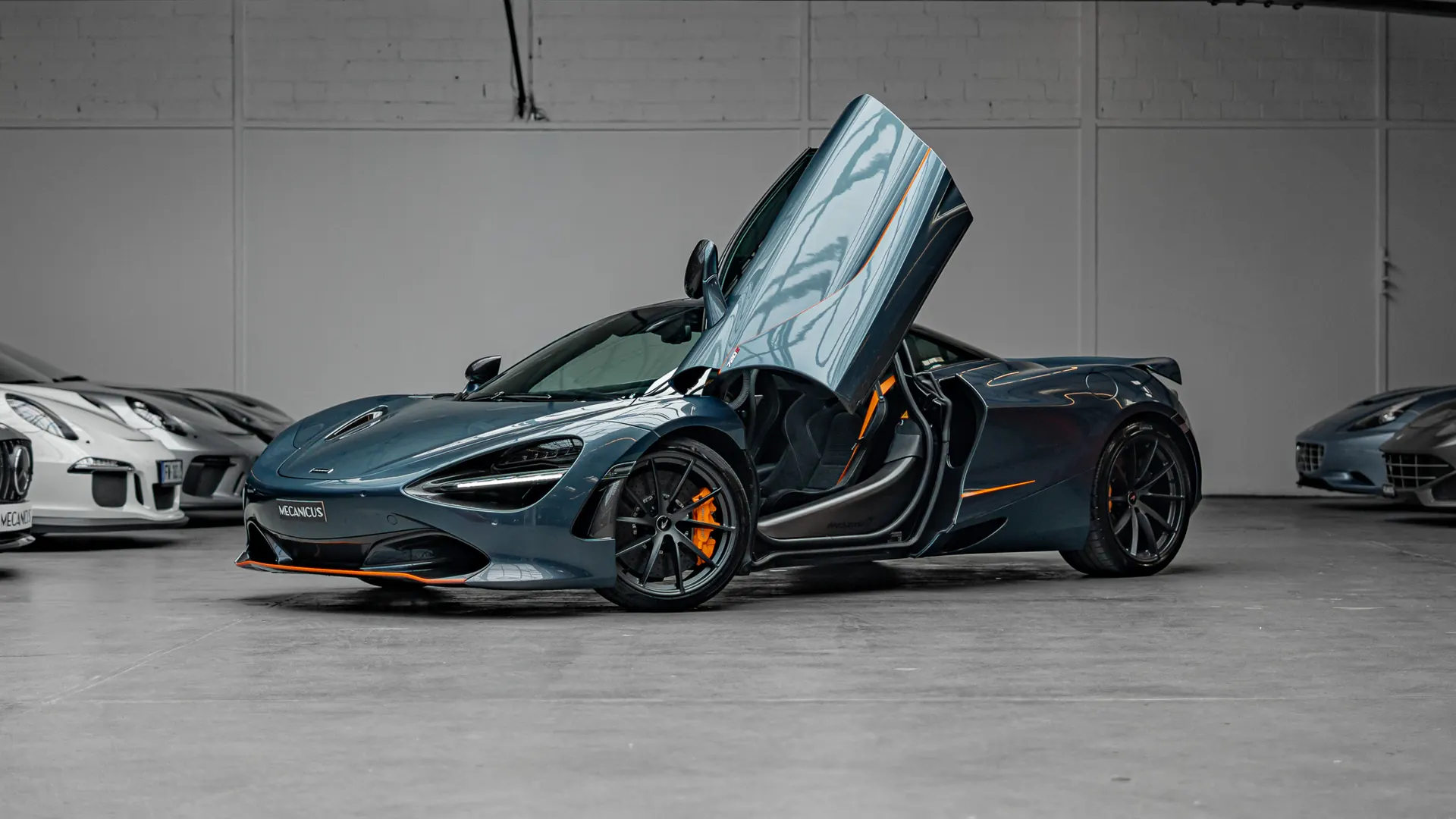 Mclaren 720S — photo 36