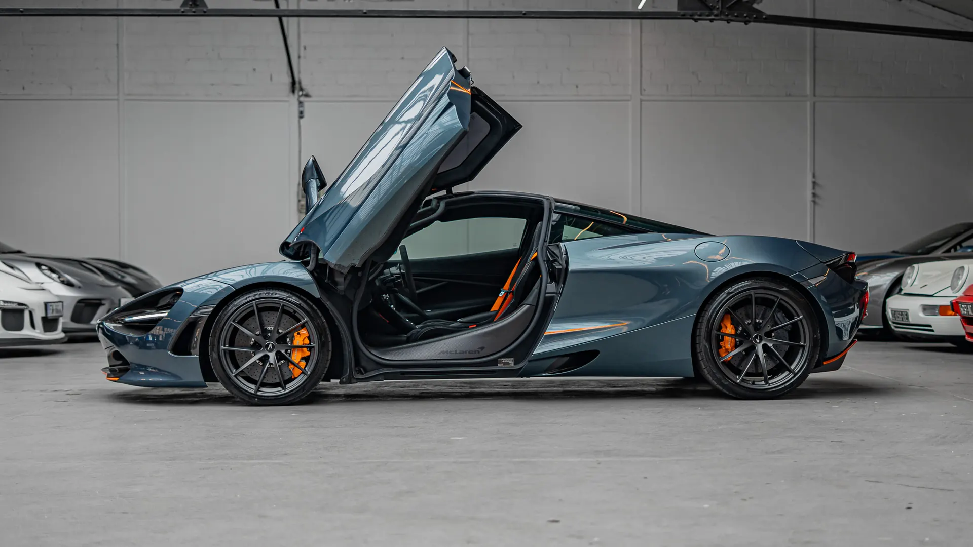 Mclaren 720S — photo 8