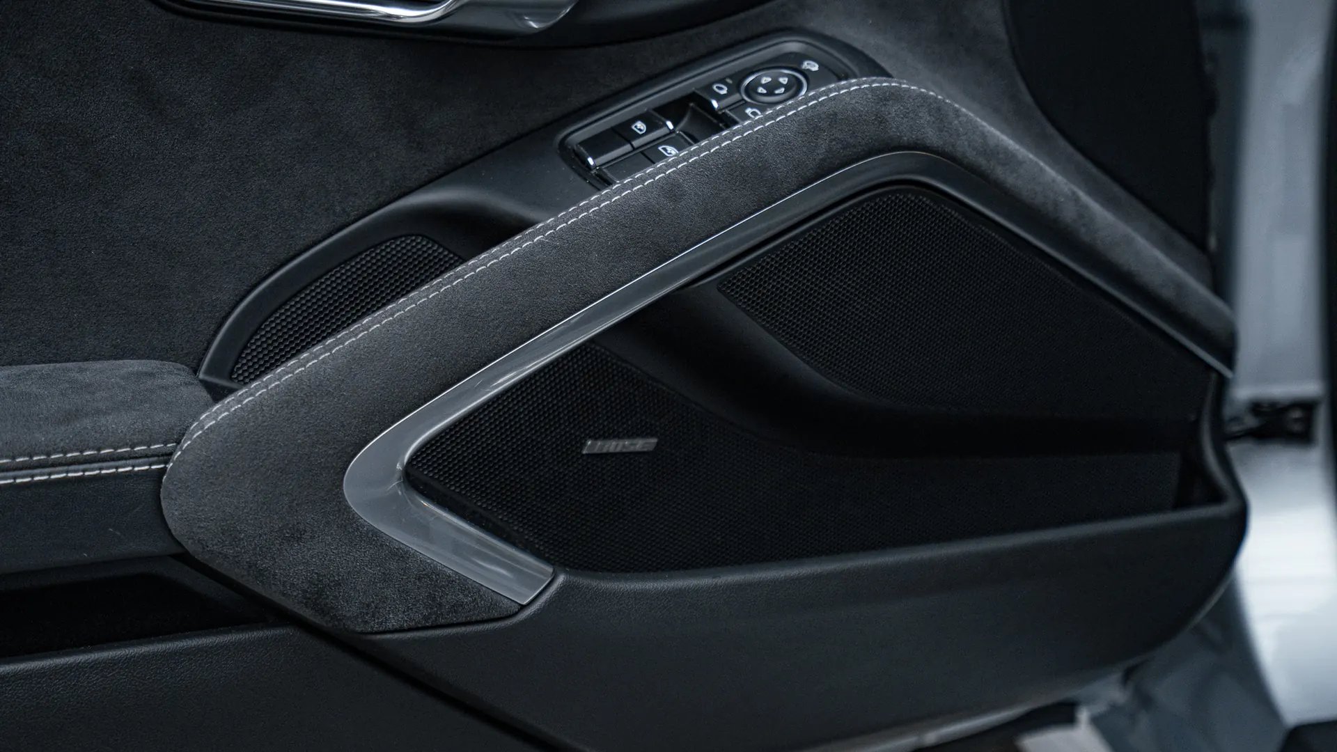 Porsche 991.2 — photo 25