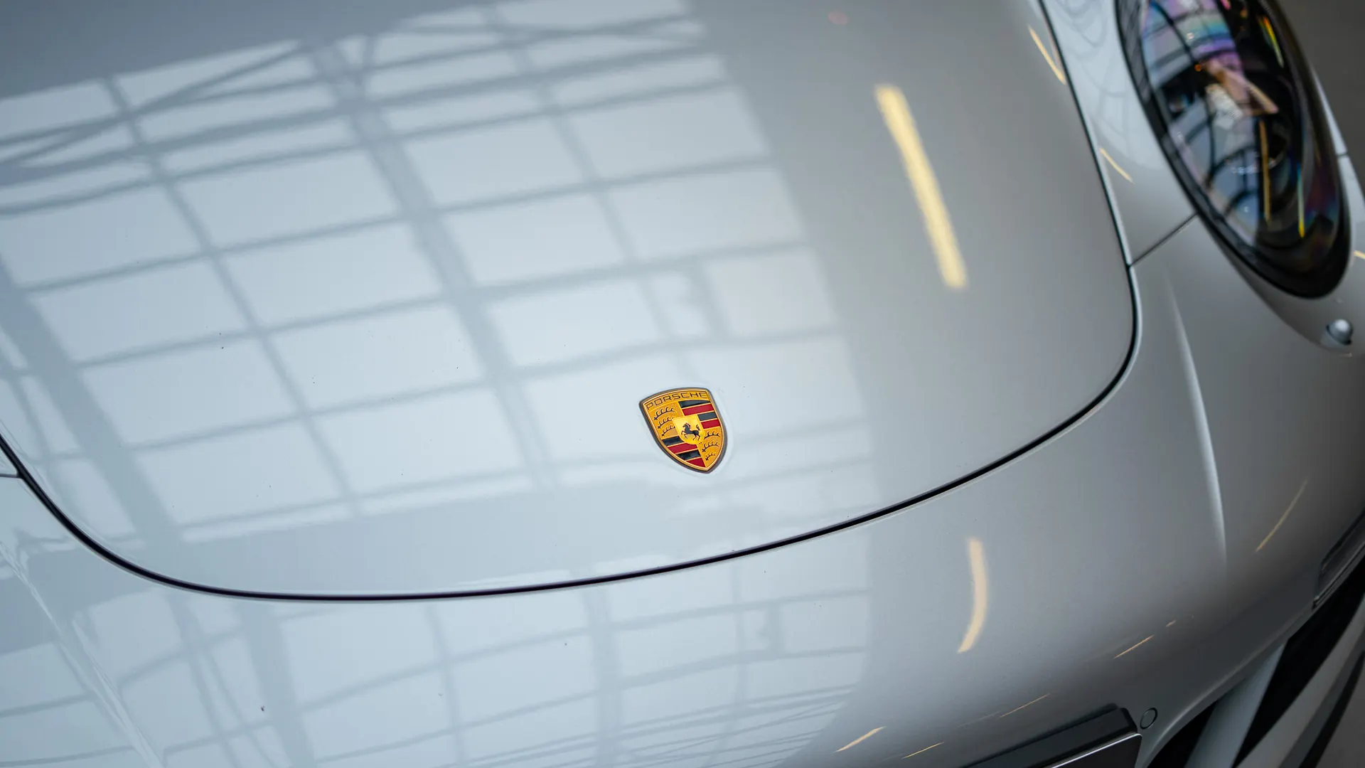 Porsche 991.2 — photo 32