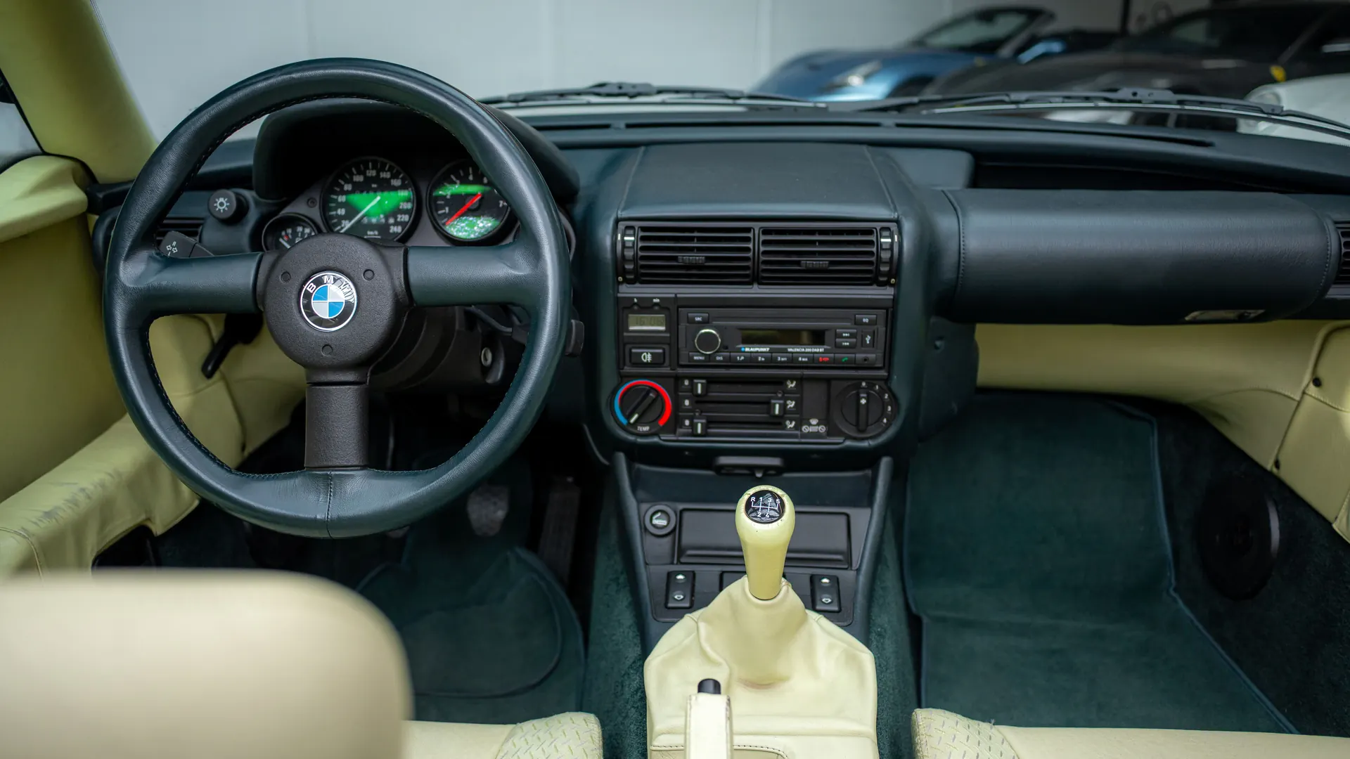 BMW Z1 — photo 33